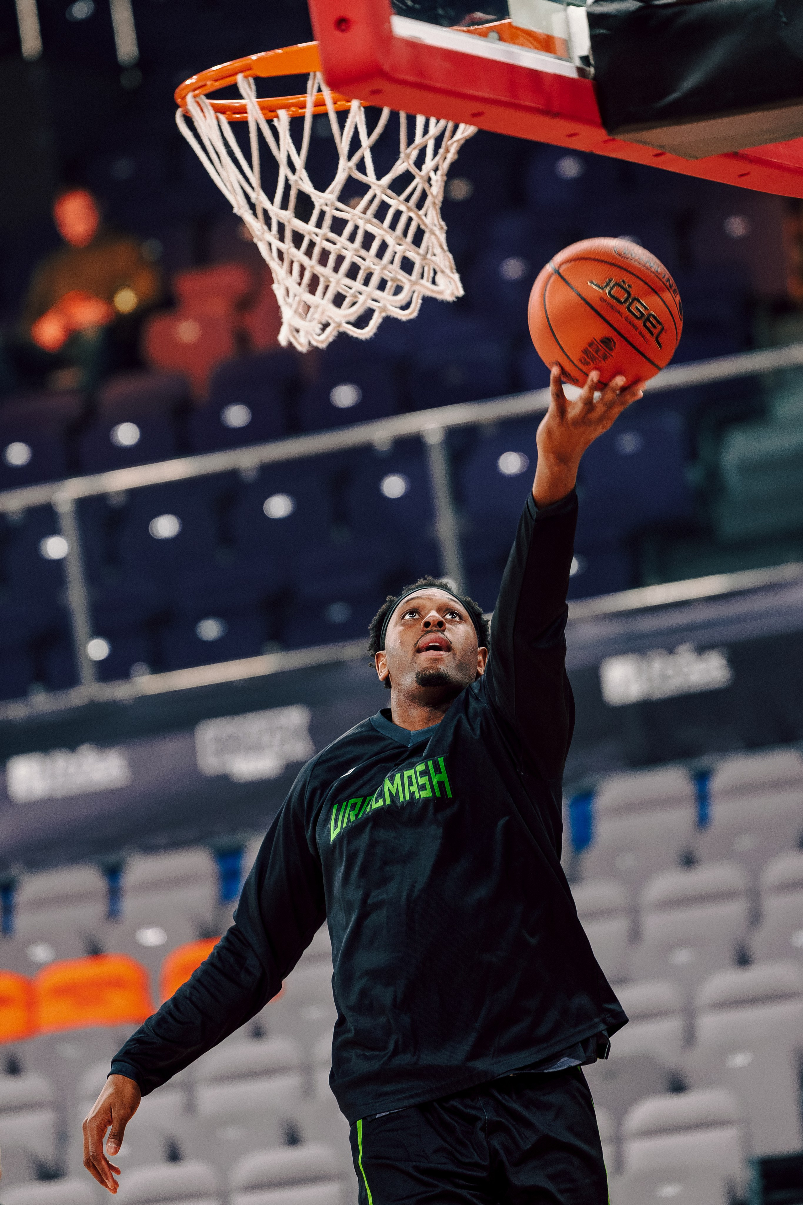 Winline Basket Cup — УРАЛМАШ — УНИКС. Лёшка Варзегов — фотограф