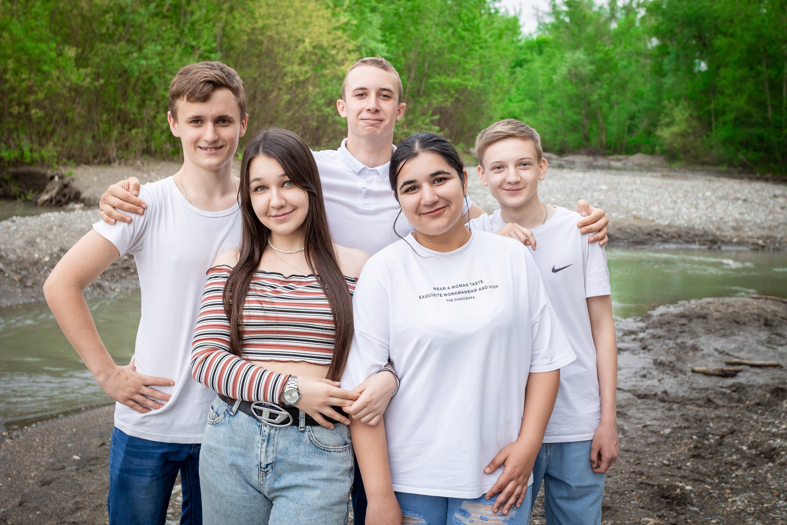 Уличная фотосессия на выпускной альбом. Выпускные альбомы Майкоп, Краснодар Елена Золотарева