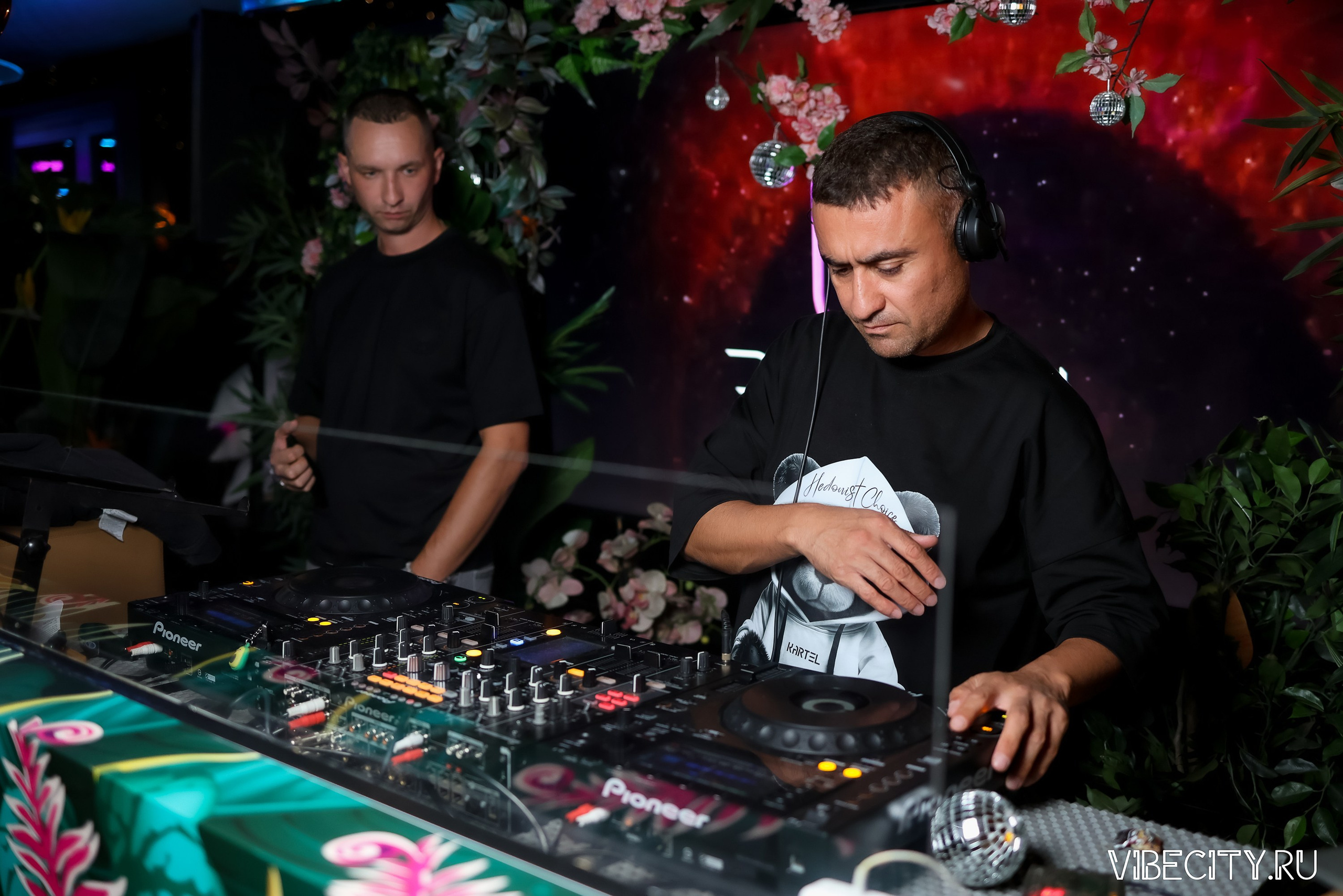 DOUBLE U. VIBECITY.RU Вайб Сити Ру Фоторепортажи Фотоотчеты Калининград