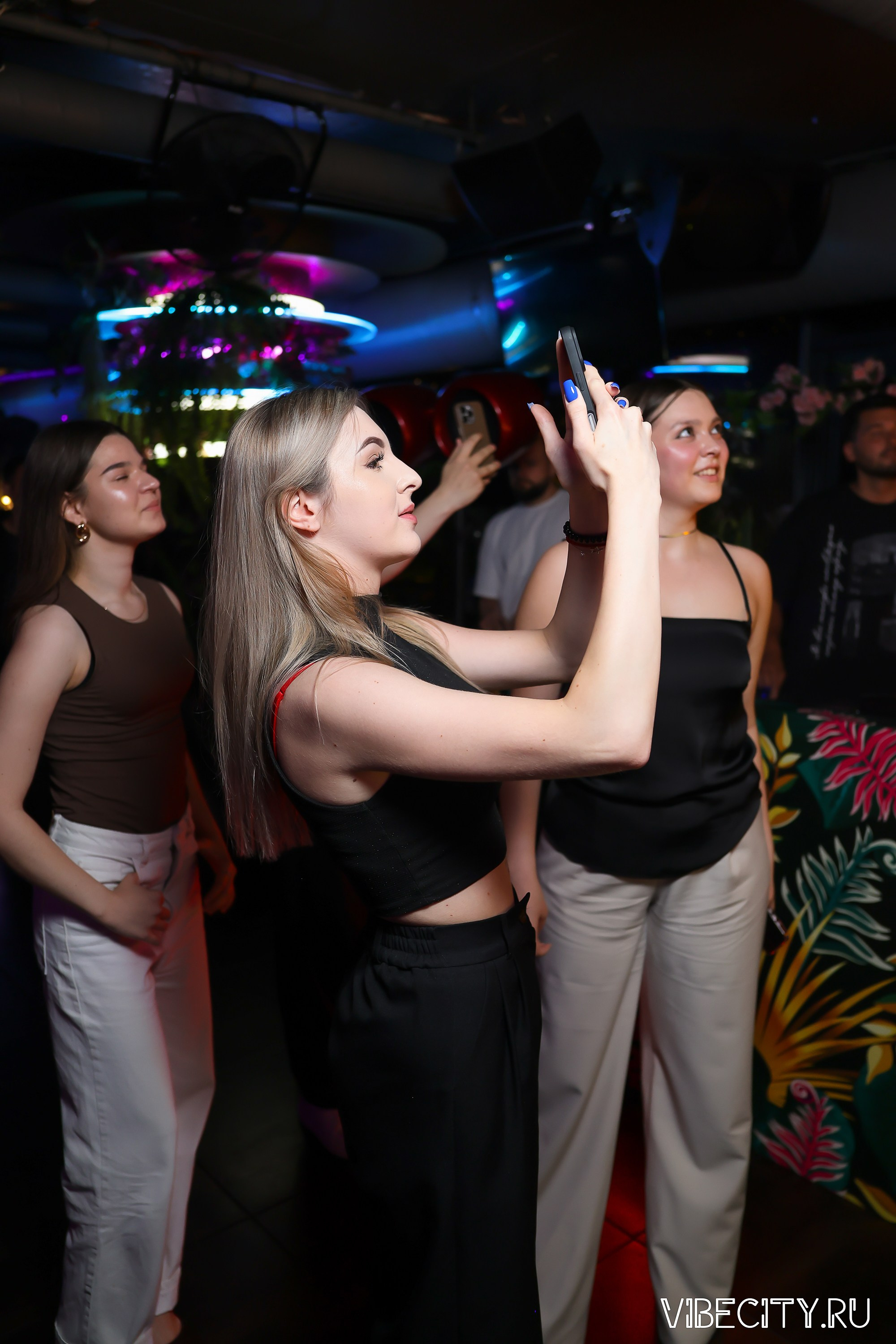 DOUBLE U. VIBECITY.RU Вайб Сити Ру Фоторепортажи Фотоотчеты Калининград