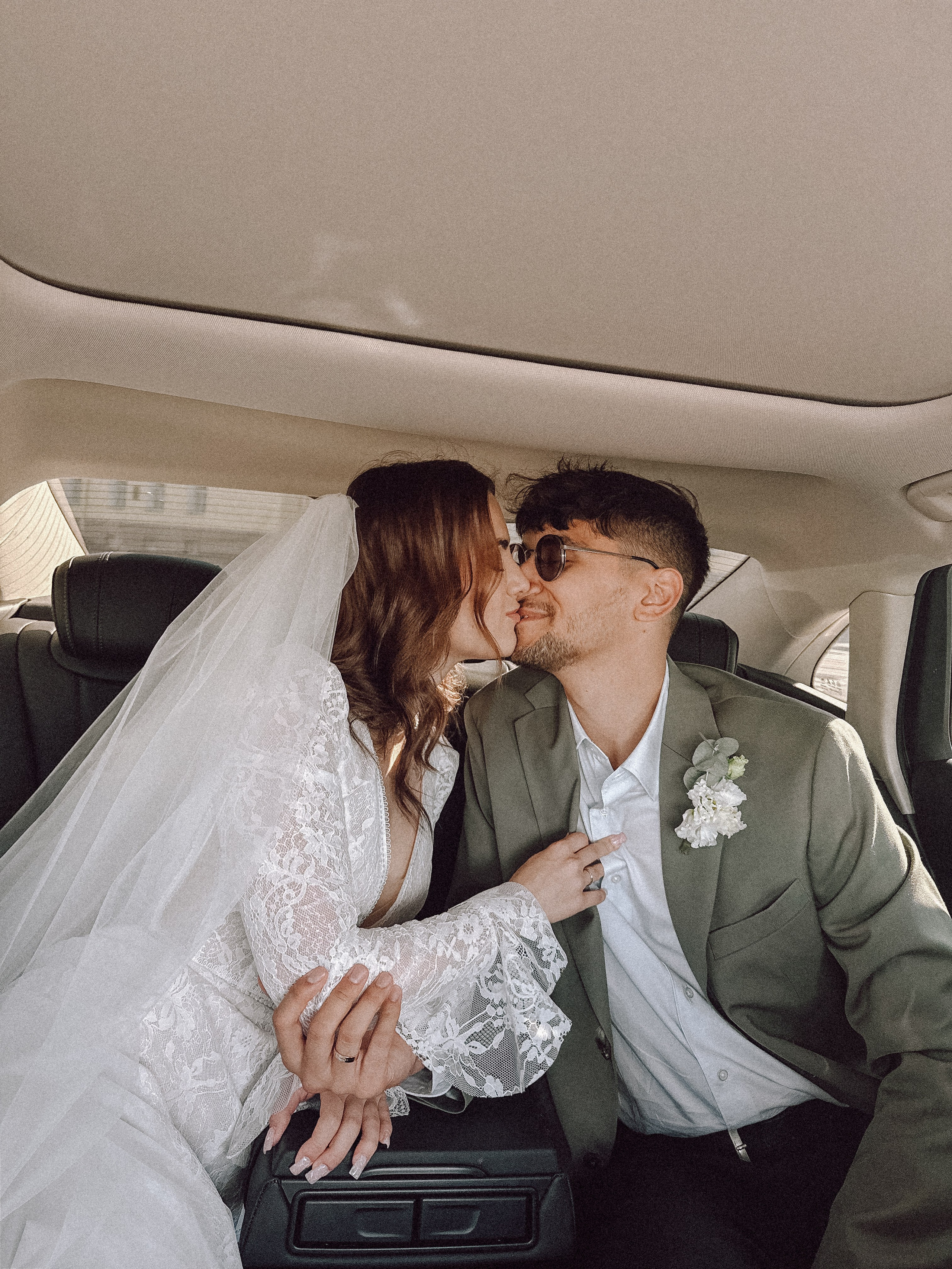 ФОТО НА ТЕЛЕФОН ВО ВРЕМЯ БРАКОСОЧЕТАНИЯ В ПЕРВОМ ДВОРЦЕ И ПРОГУЛКИ. Профессиональный фотограф, Санкт-Петербург — Виктория Богомолова