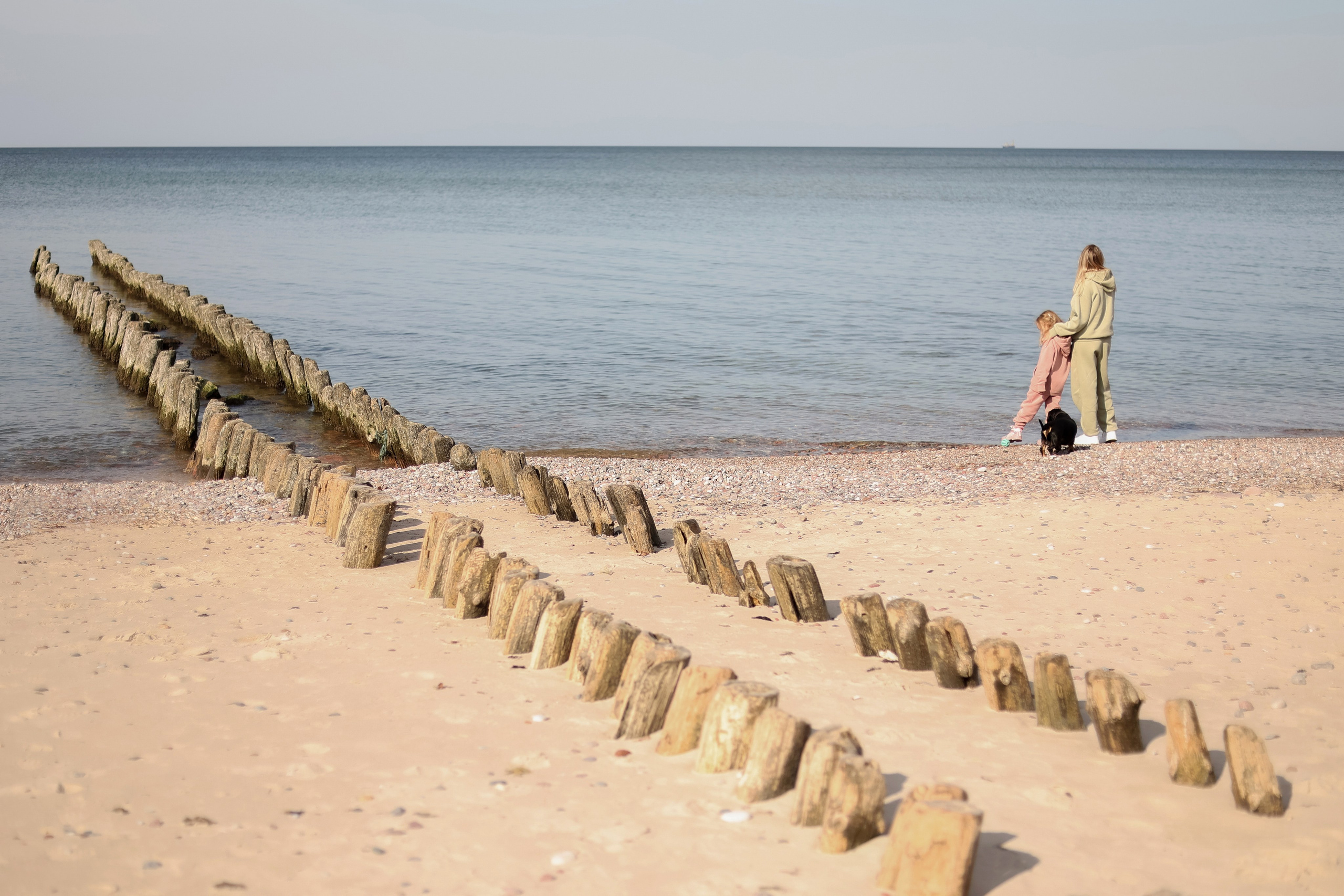 Марина и Ксюша — Куршская коса/Королевский бор. Семейный фотограф в Калининграде Никазакова Ольга