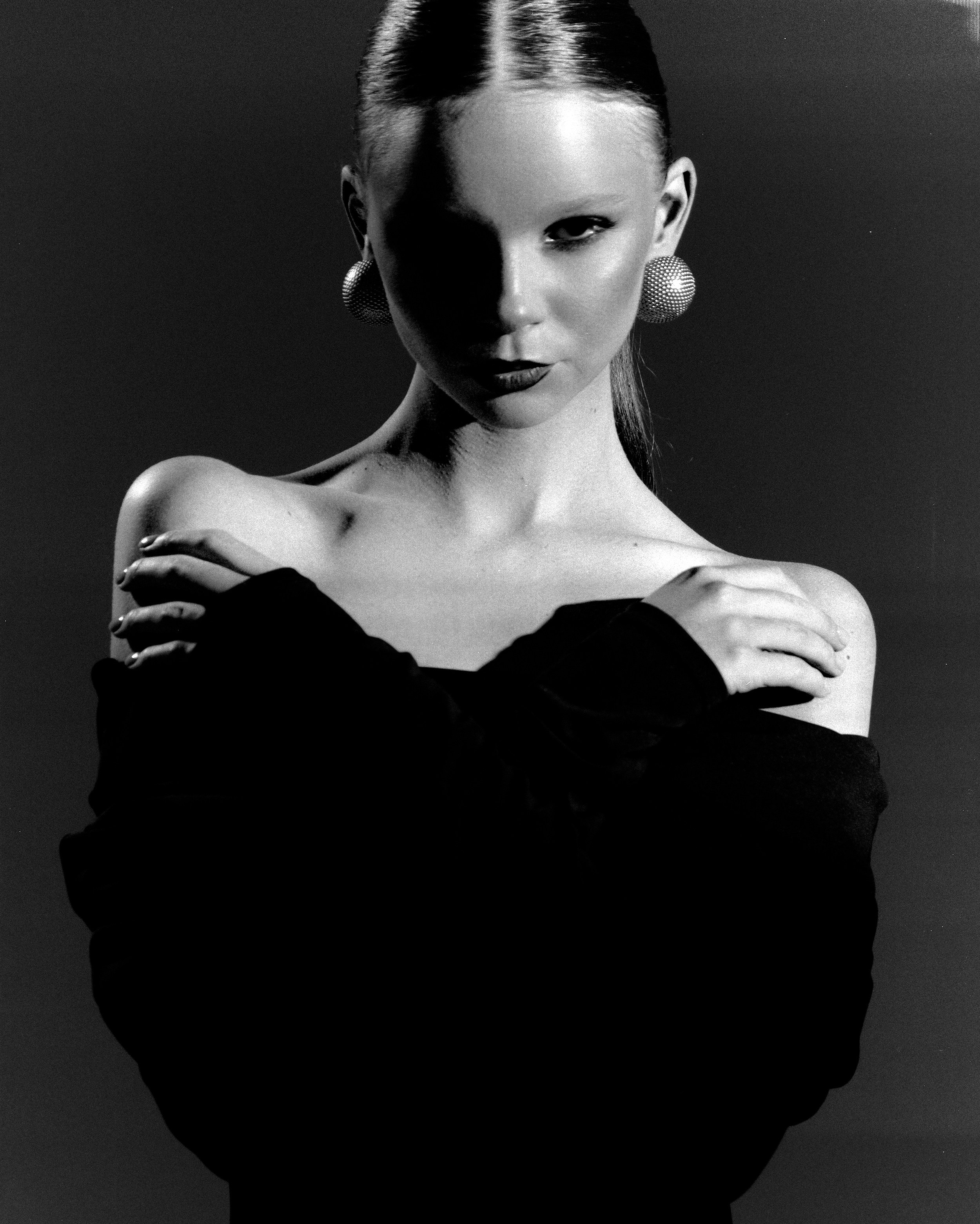 ЗОЯ. ФОТОГРАФ В ЕКАТЕРИНБУРГЕ НАСТЯ MUSE