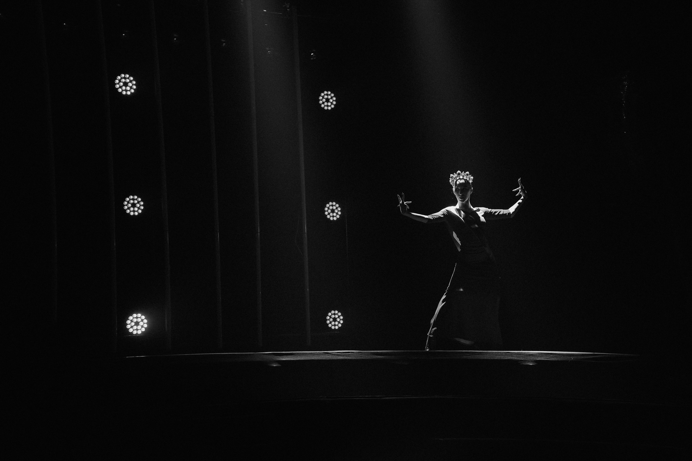 /РЕПОРТАЖ/ Танцевальное Шоу «ОНА». Свадебный фотограф Великий Новгород Станислав Кособудский