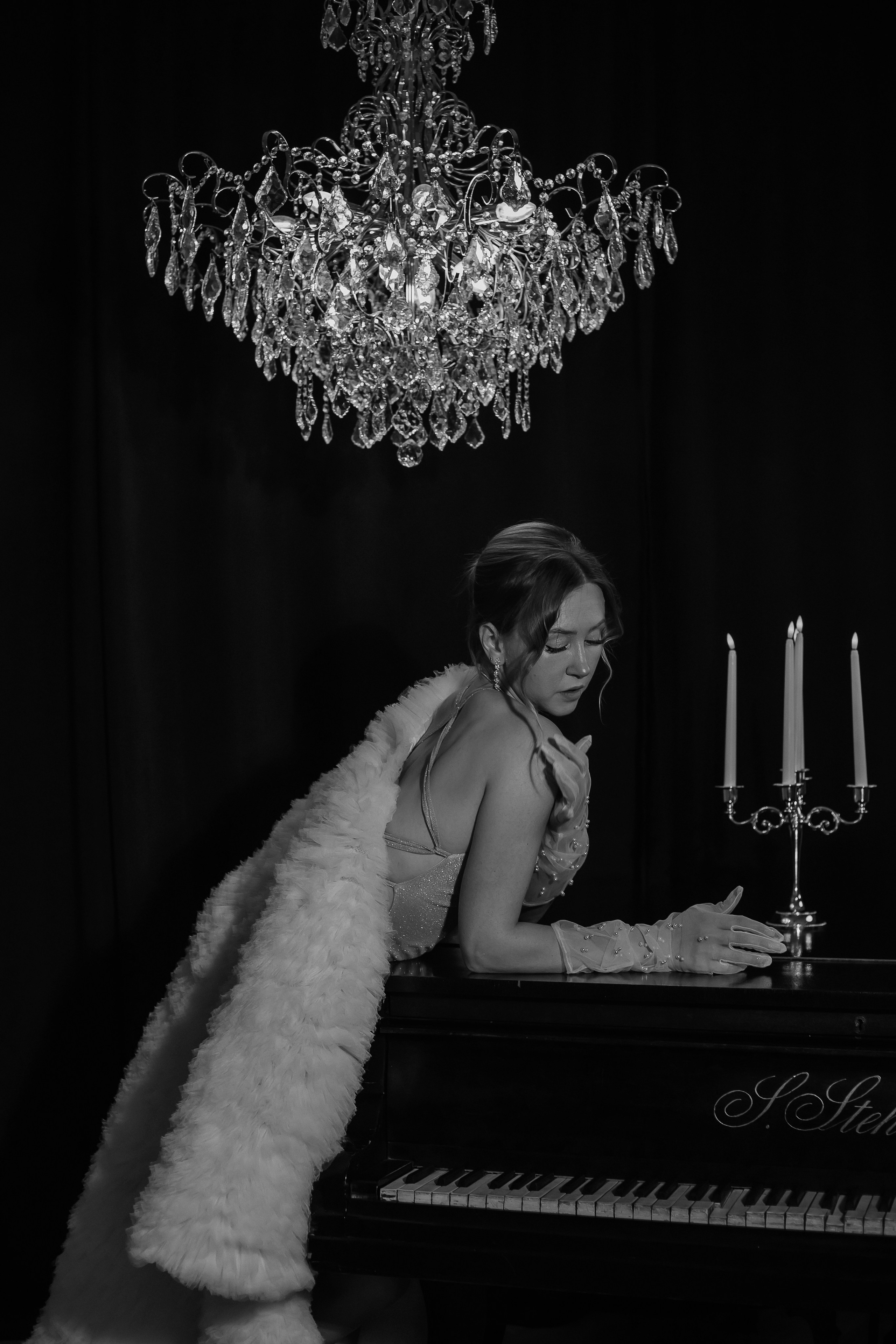 Вечерний Париж. Фотограф Екатеринубрг/Верхняя Пышма