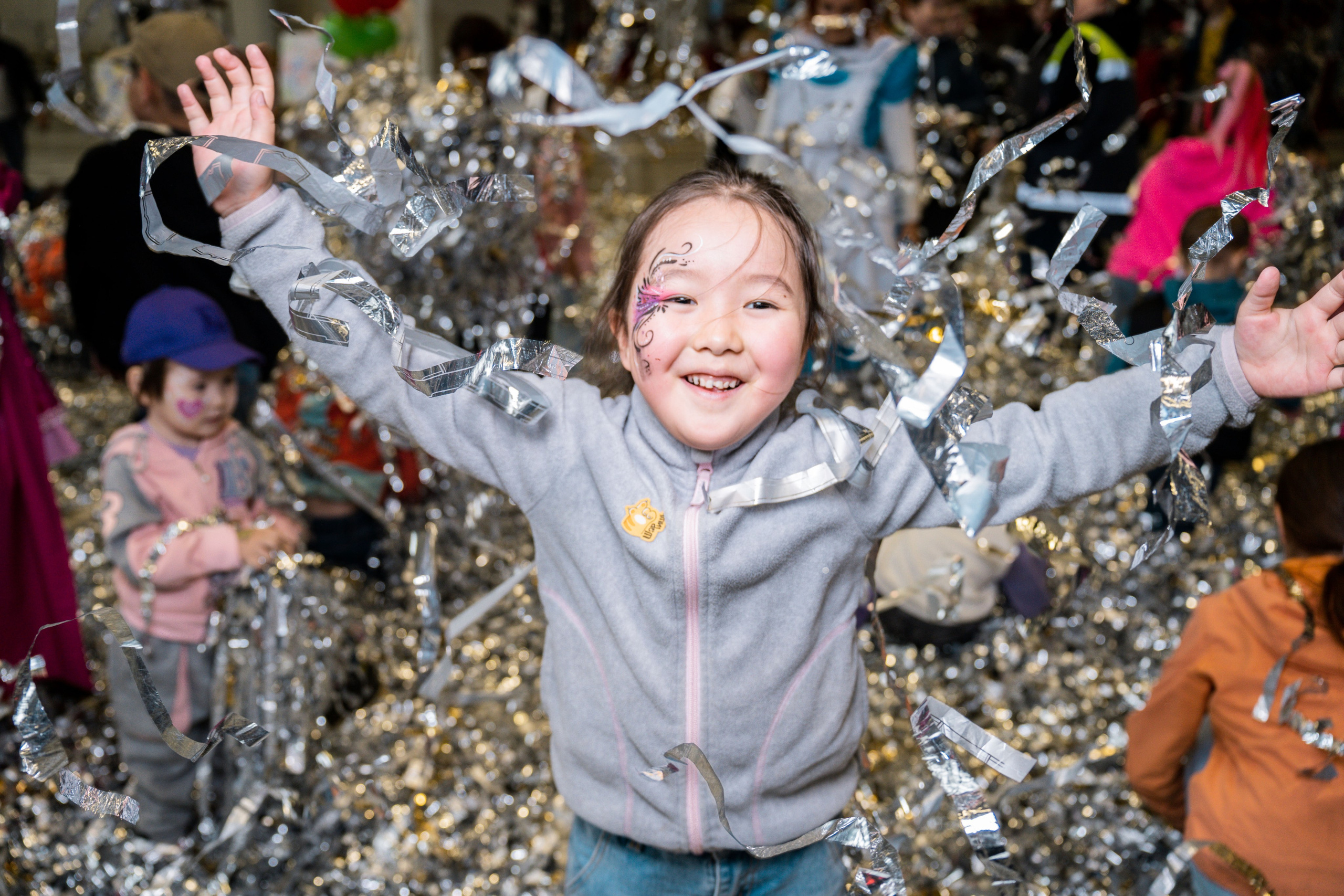 День детей в Пятерочке. Видеограф и Фотограф в Челябинске Ксения и Владимир Рюмины