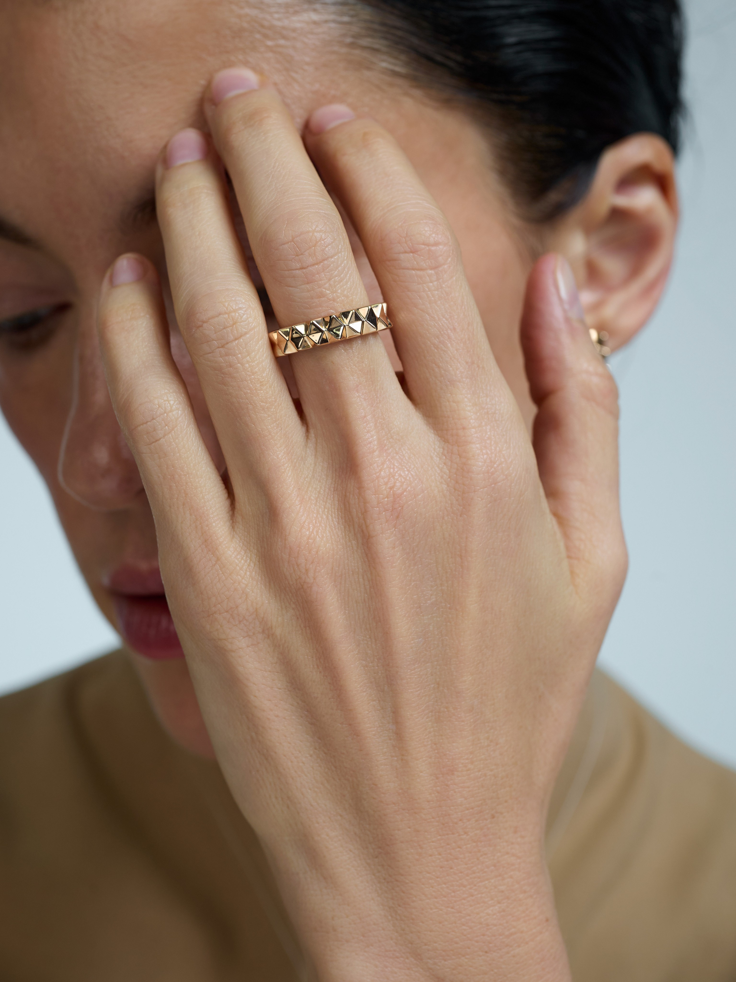 Каталог для бренда AllTime. Фотограф для брендов в Москве Ксения Чупрунова