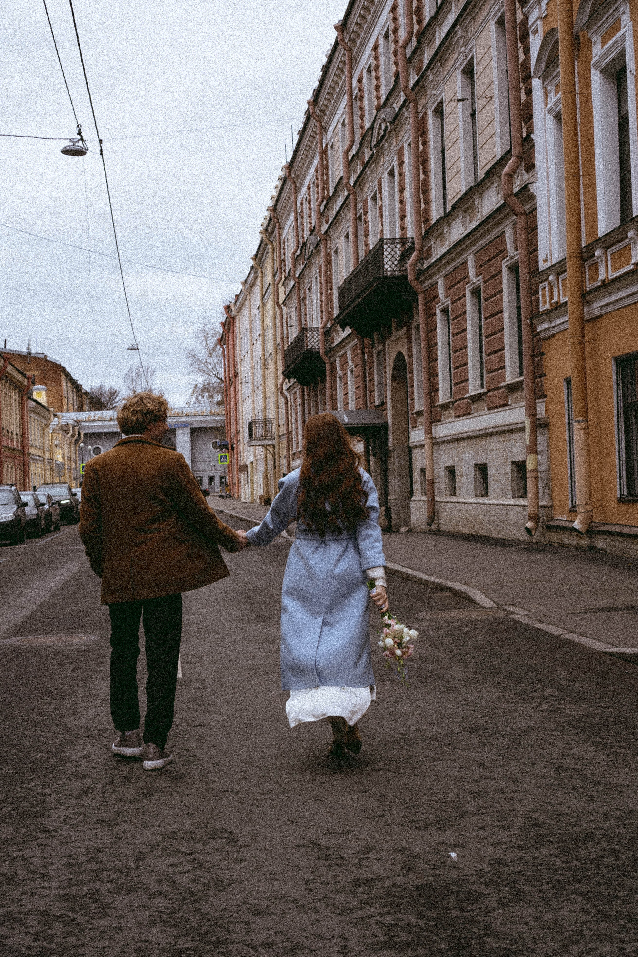 СВАДЕБНАЯ СЬЕМКА В ОТЕЛЕ. СБОРЫ ЖЕНИХА И НЕВЕСТЫ И ТАКЖЕ ТОР И ПОДГОТОВКА К ПРОГУЛКЕ И ПРОГУЛКА ПО ПЕТРОГРАДКЕ. Профессиональный фотограф, Санкт-Петербург — Виктория Богомолова