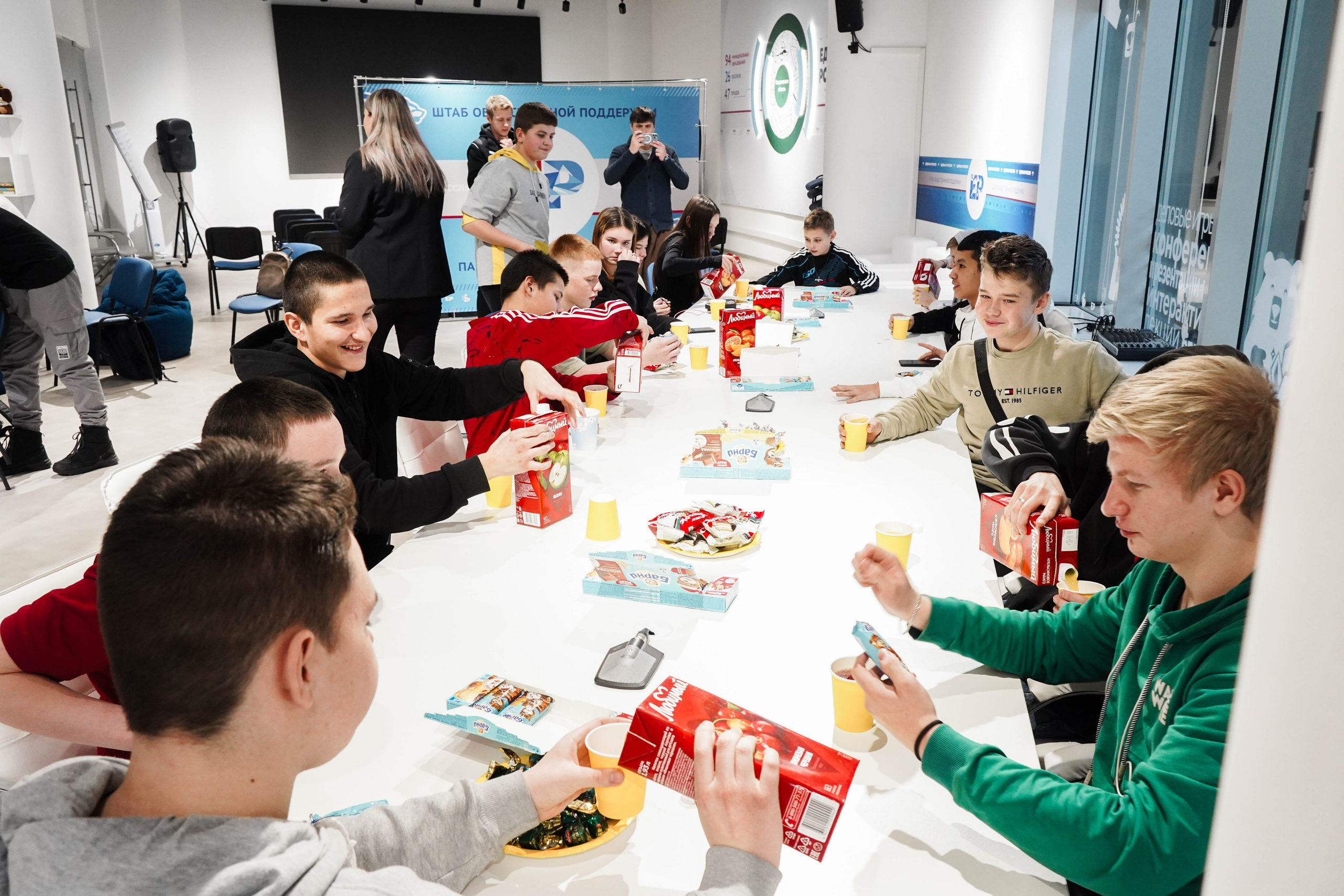 Благотворительная елка. Семейный и портретный фотограф в Екатеринбурге Yana Strok
