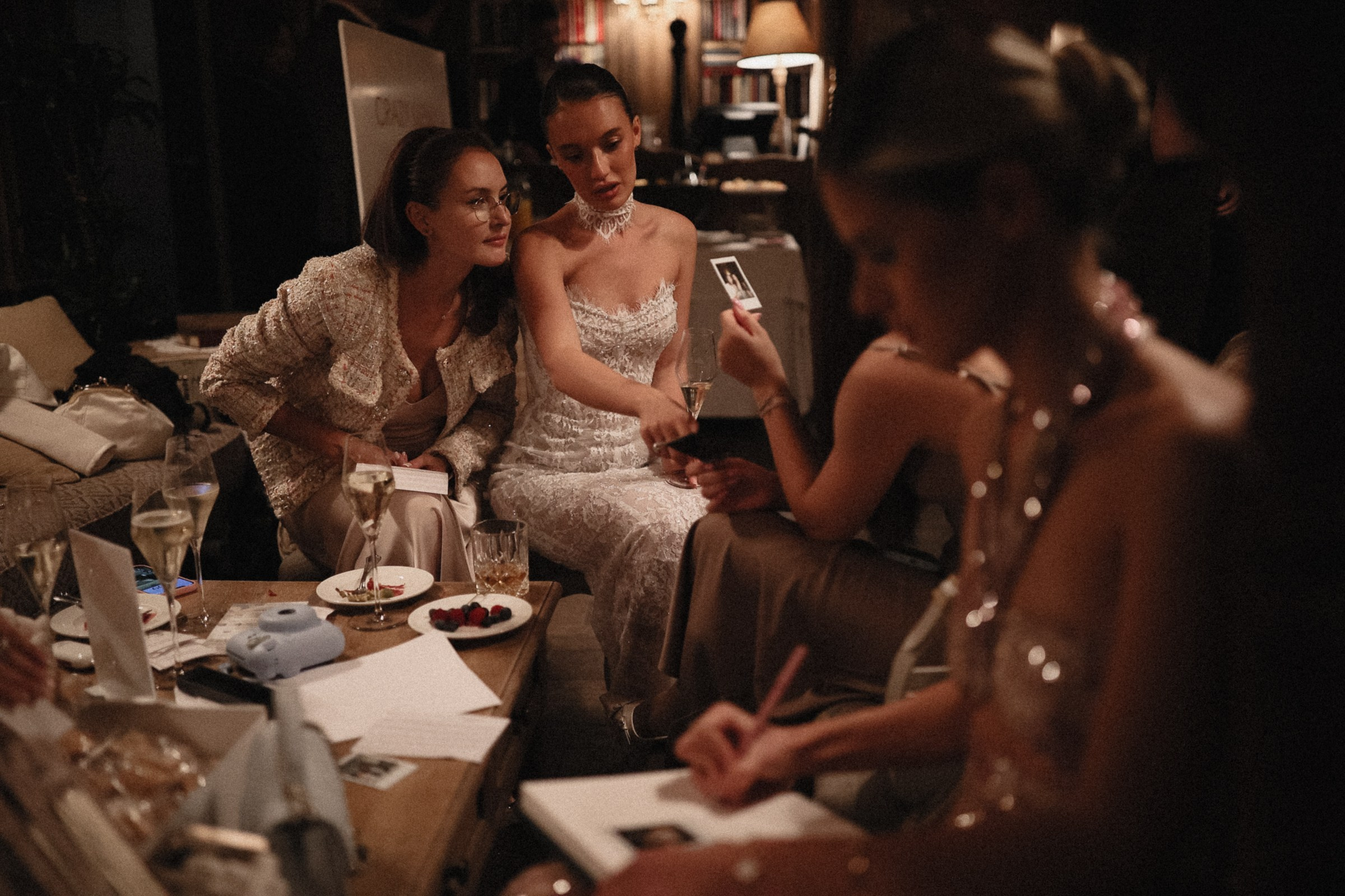 Просто загс 2.0 • серия собирается'25. Свадебный и семейный фотограф Москва, Спб, Крым Игорь Сазонов