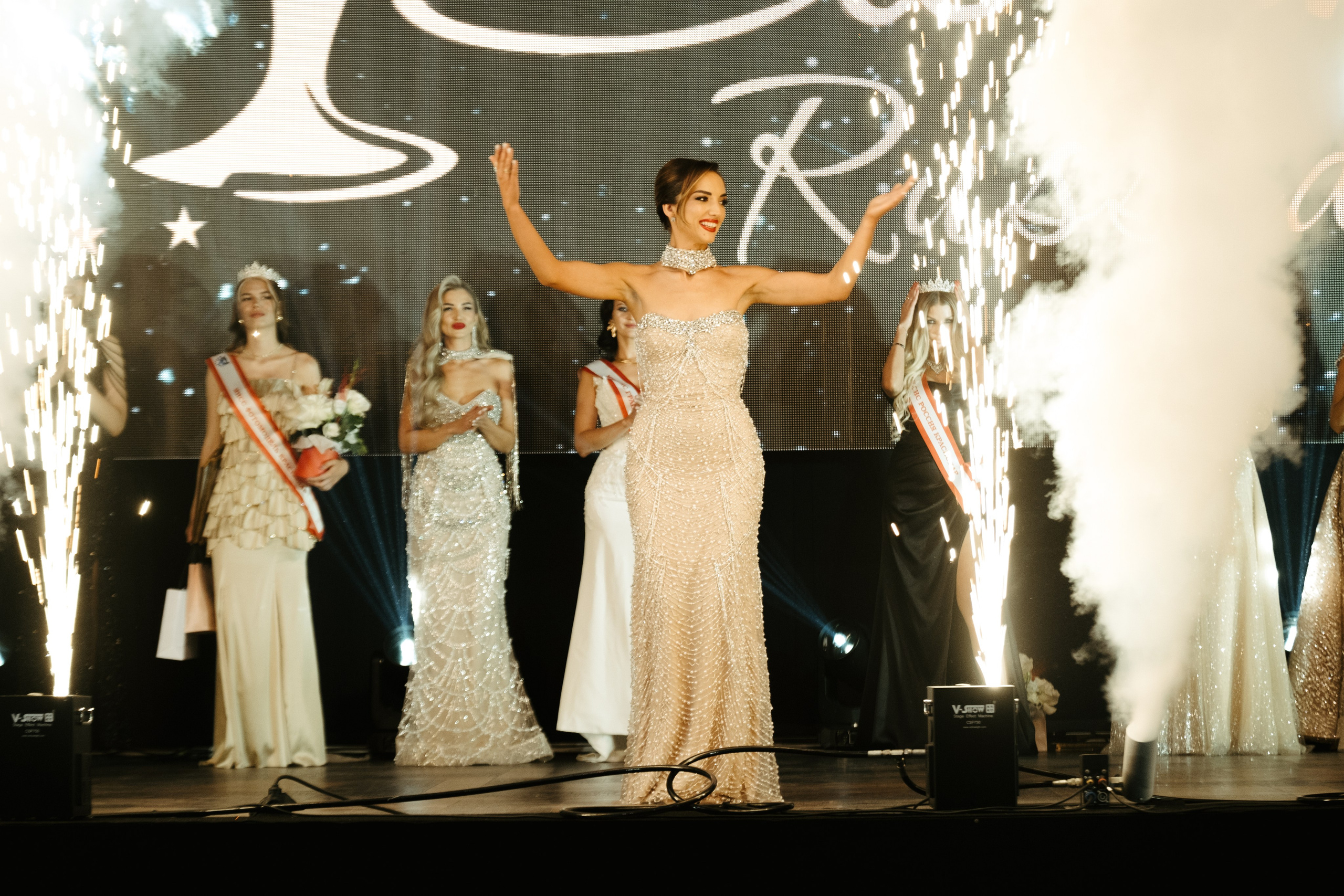 Мисс и Миссис Россия Земли Краснодар 2025 программа. Свадебный и репортажной фотограф Денис Ожигин в Краснодаре и Краснодарском крае