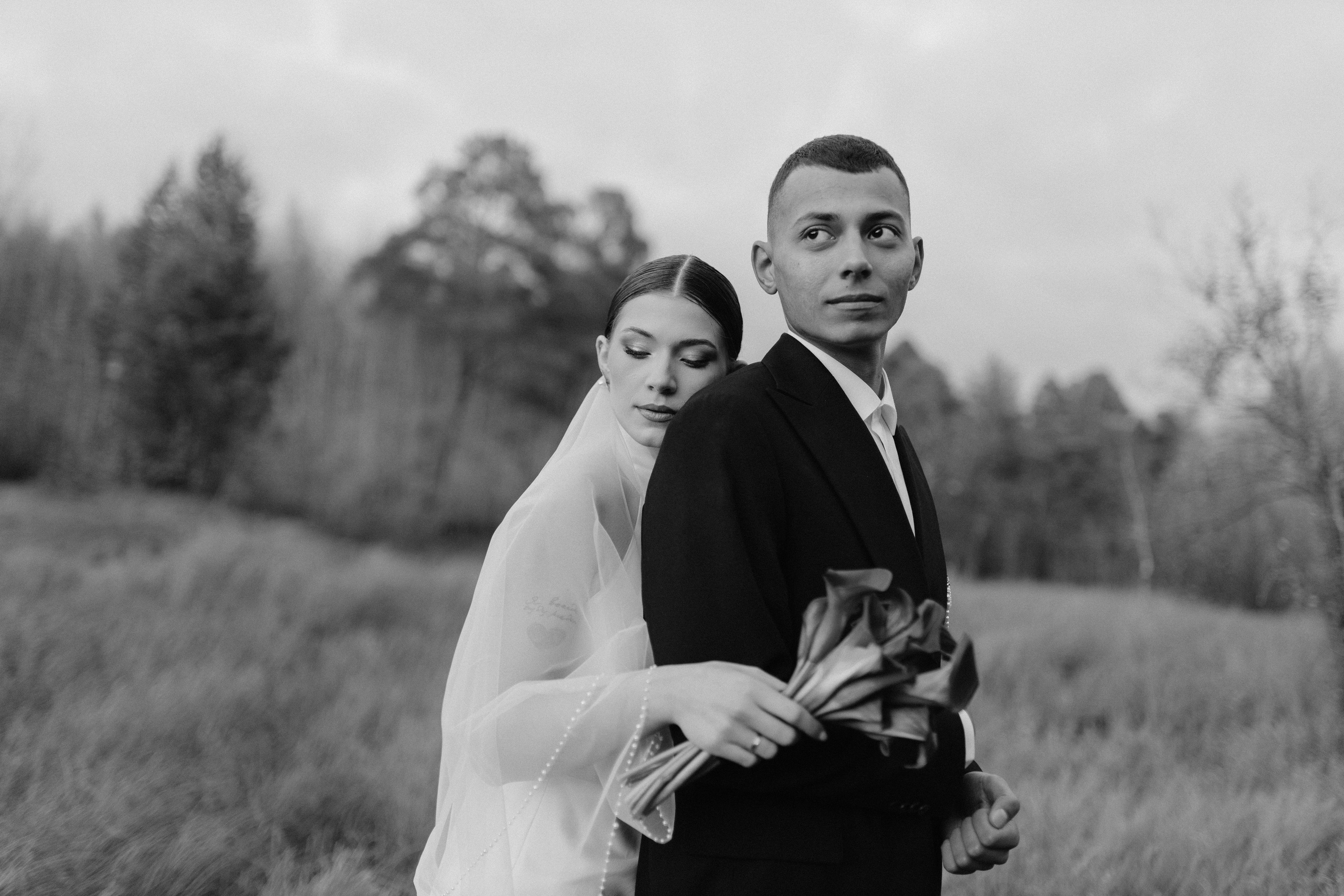 Ruslan & Alina. Photographer — Regina Sal’manova. Uray