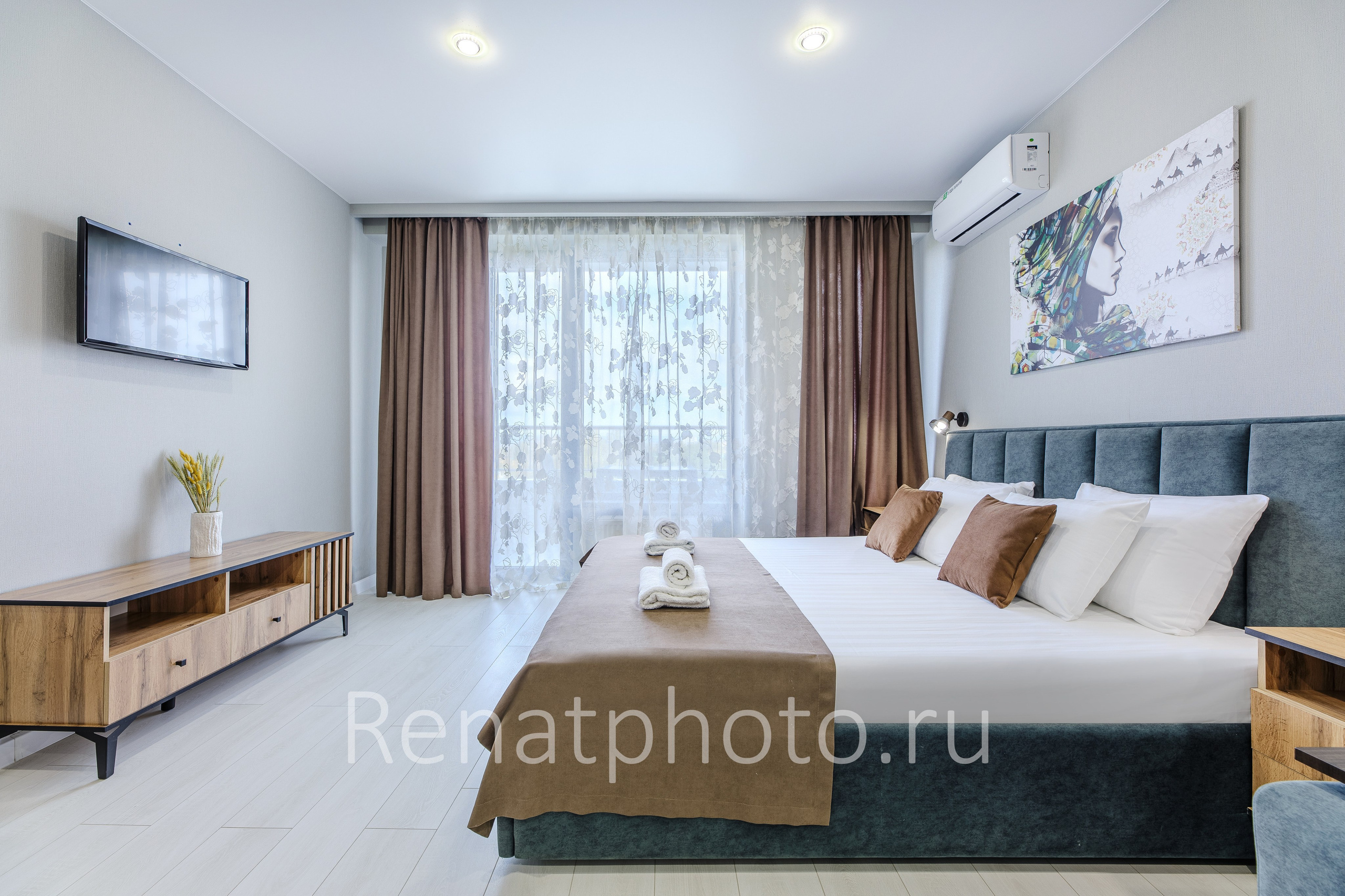 Renatphoto-Профессиональная фотосъемка номеров в отелях. Профессиональная фотосъёмка интерьеров, предметная фотосессия еды для меню г. Анапа