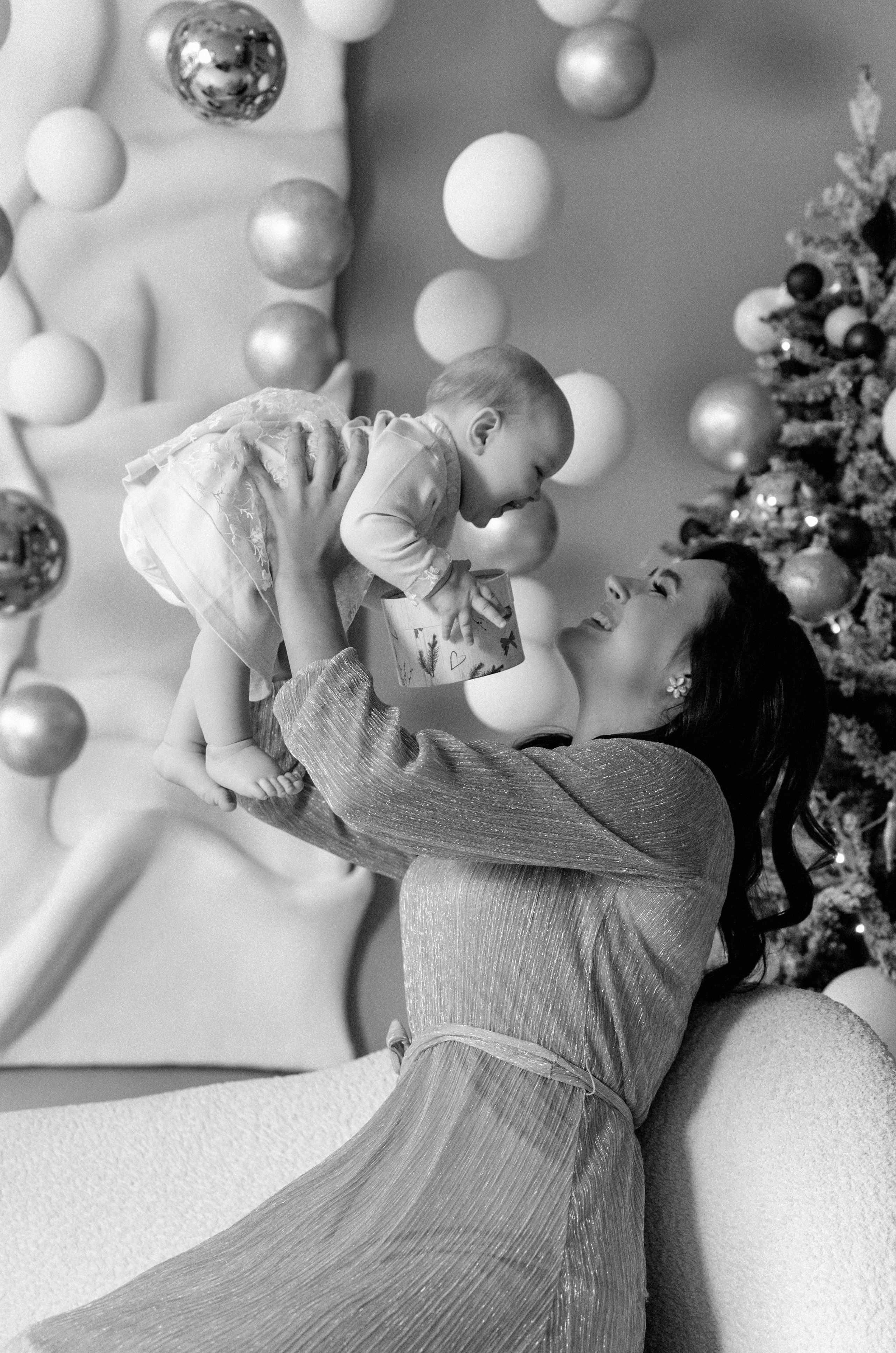 Новогоднее волшебство большой дружной семьи. Ваш семейный фотограф в Минске — Вика Трегубова