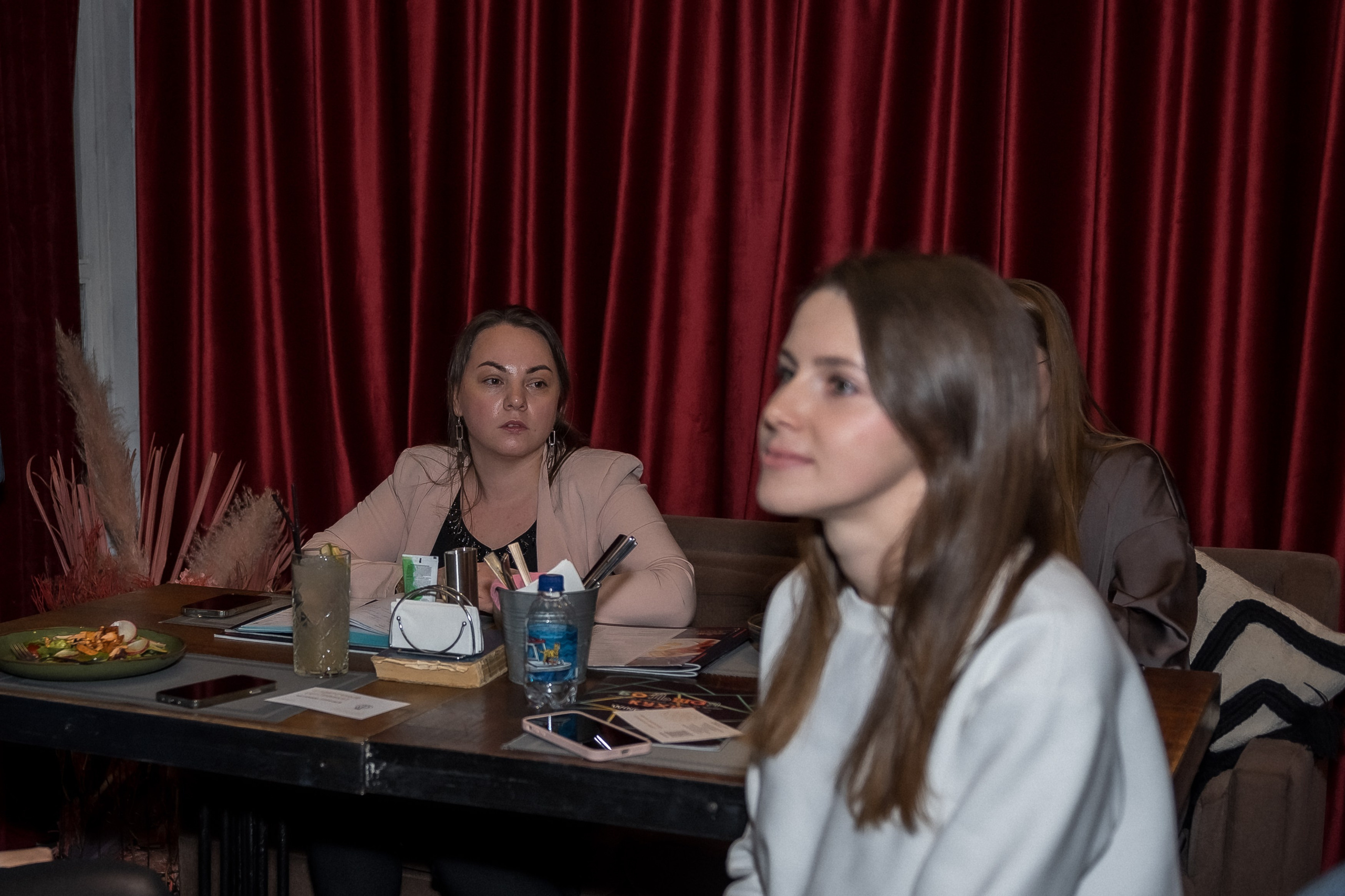 Репортаж мероприятий. КОНТЕНТ |БРЕНД фотограф Санкт-Петербург — Жанна Олтаржевская