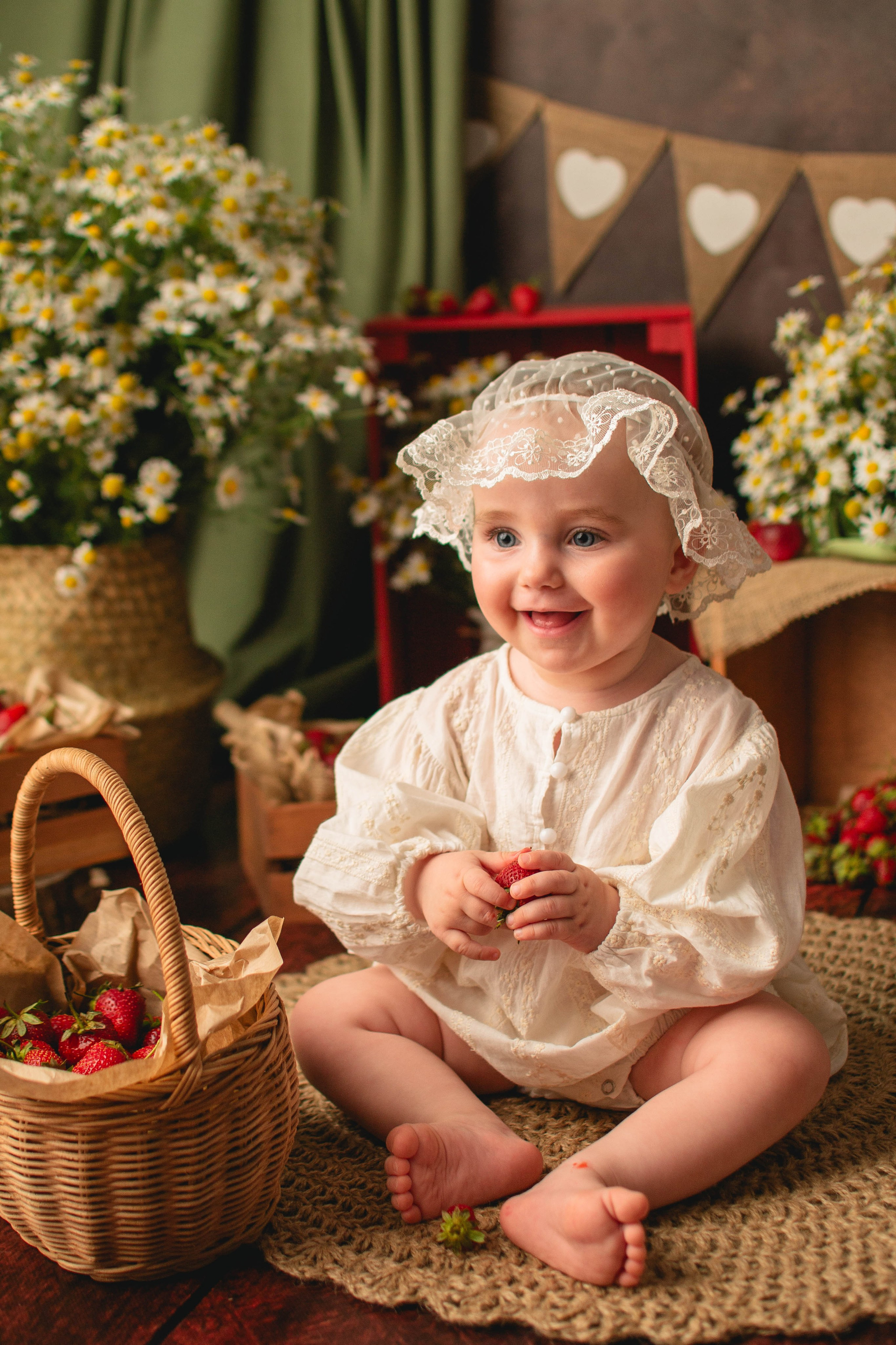 Клубничный. Фотограф новорождённых в Санкт-Петербурге Наталья Булгакова