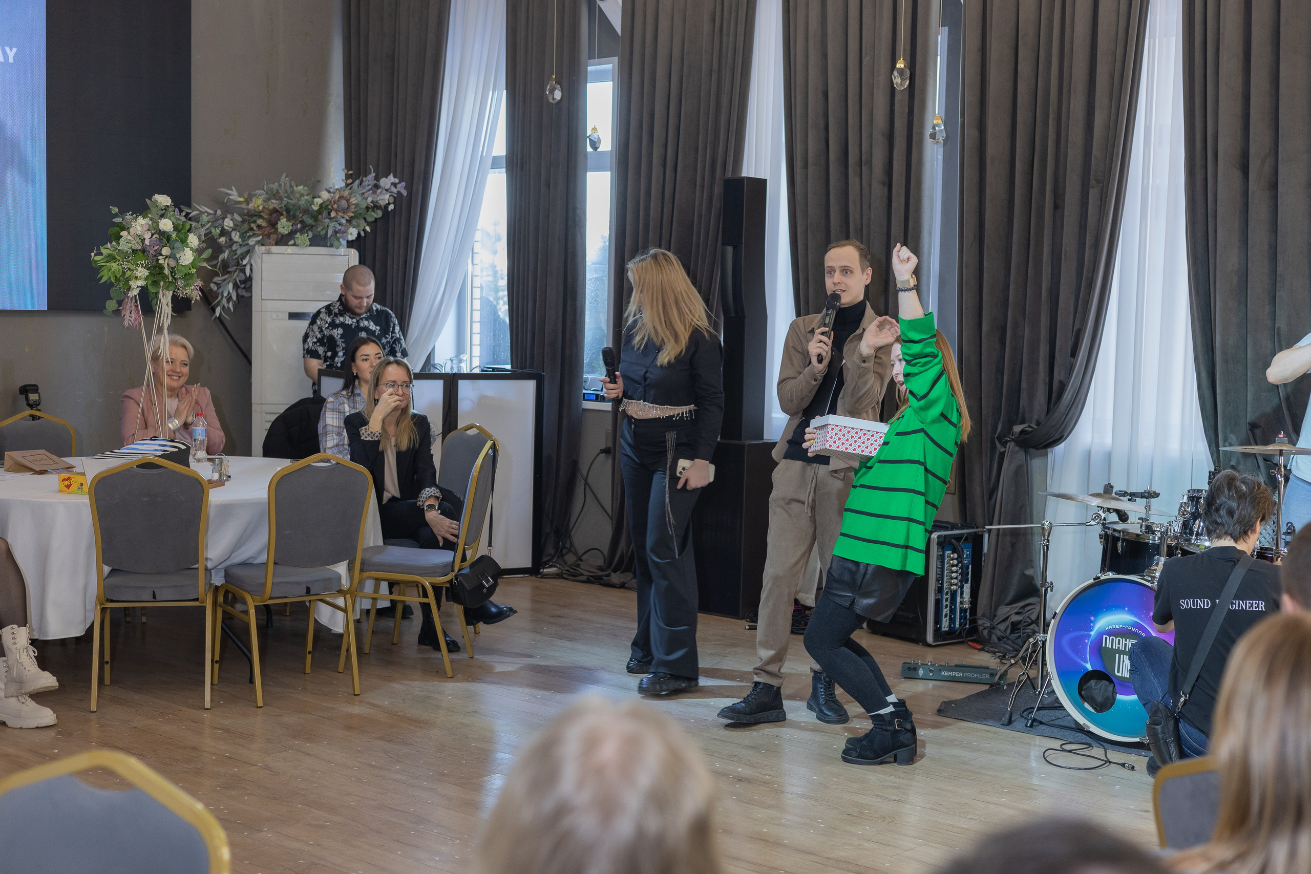 Свадебное чаепитие для молодоженов