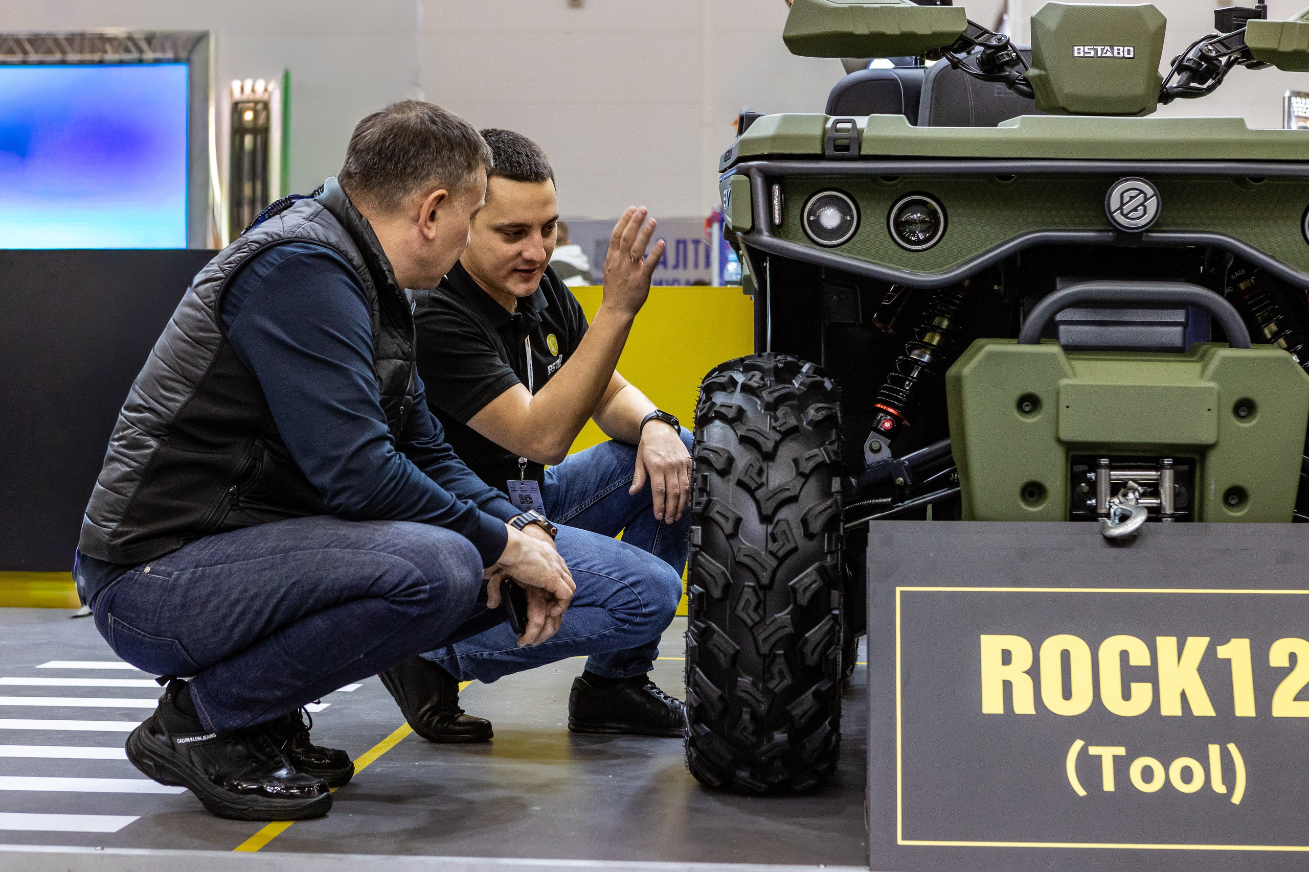 Стенд BSTABO. Reportage, studio, wedding, motorsport, commercial, photo shoot: Photographers Nikolai and Elena DvoTar