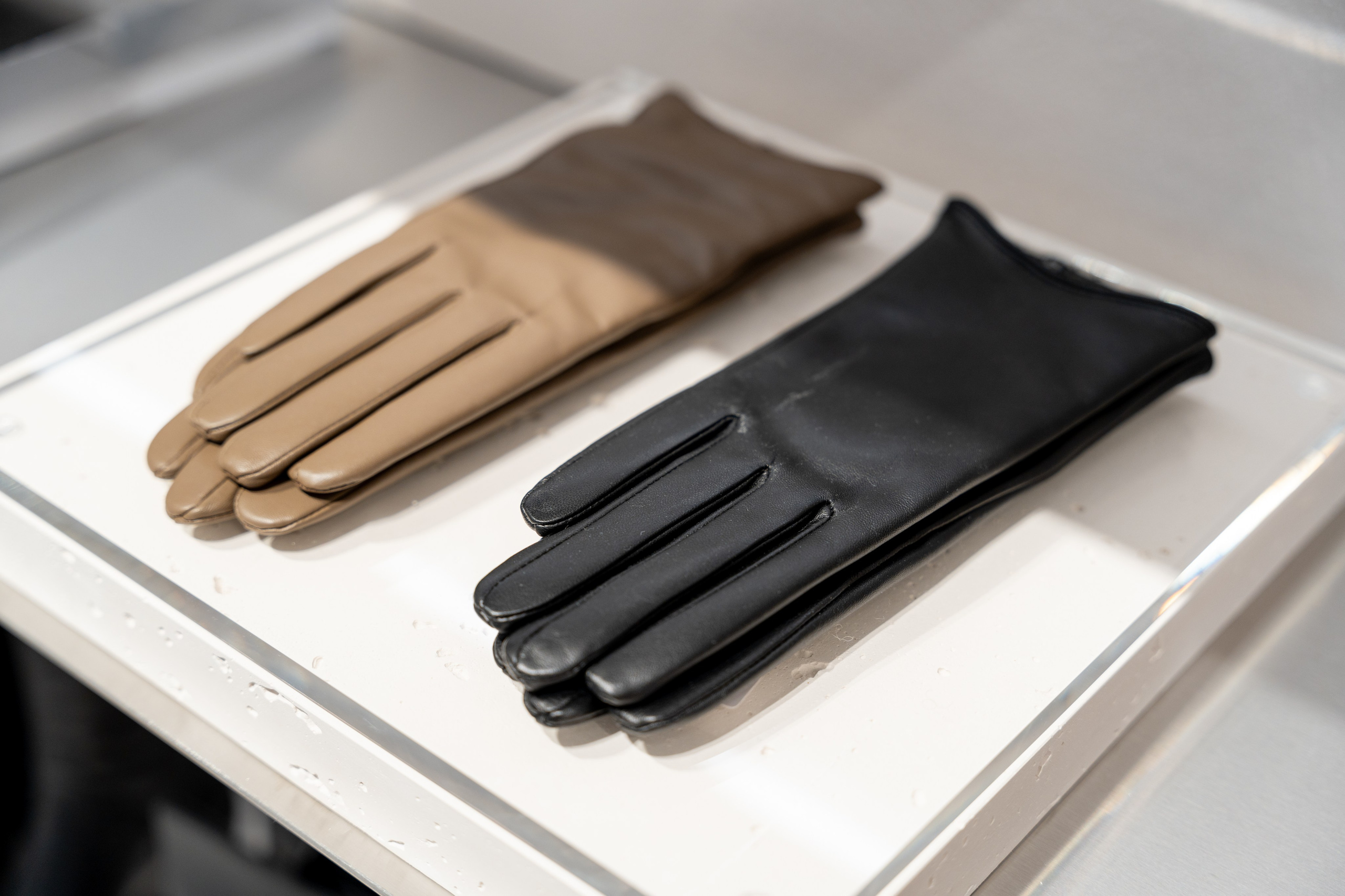 Интерьерная фотосъемка магазина Ekonika в Краснодаре — обувной бренд Профессиональная фотосъемка Ekonika — фирменный магазин в Краснодаре. Шедевры для Вас! Фотограф и Видеограф в Краснодаре Пахиев Руслан