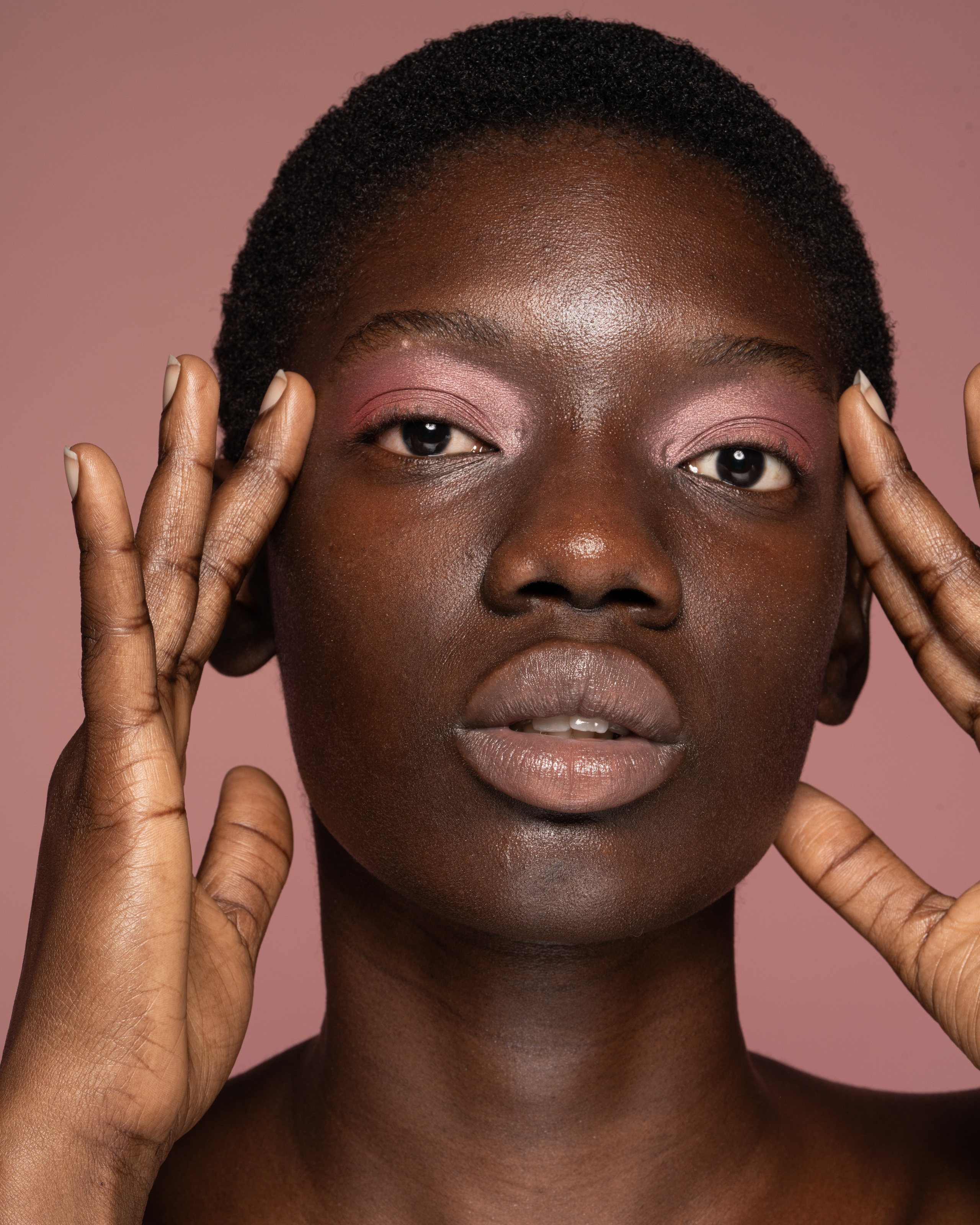 Портфолио. Ретушер фото | High-End ретушь кожи для бьюти, фэшн и рекламы