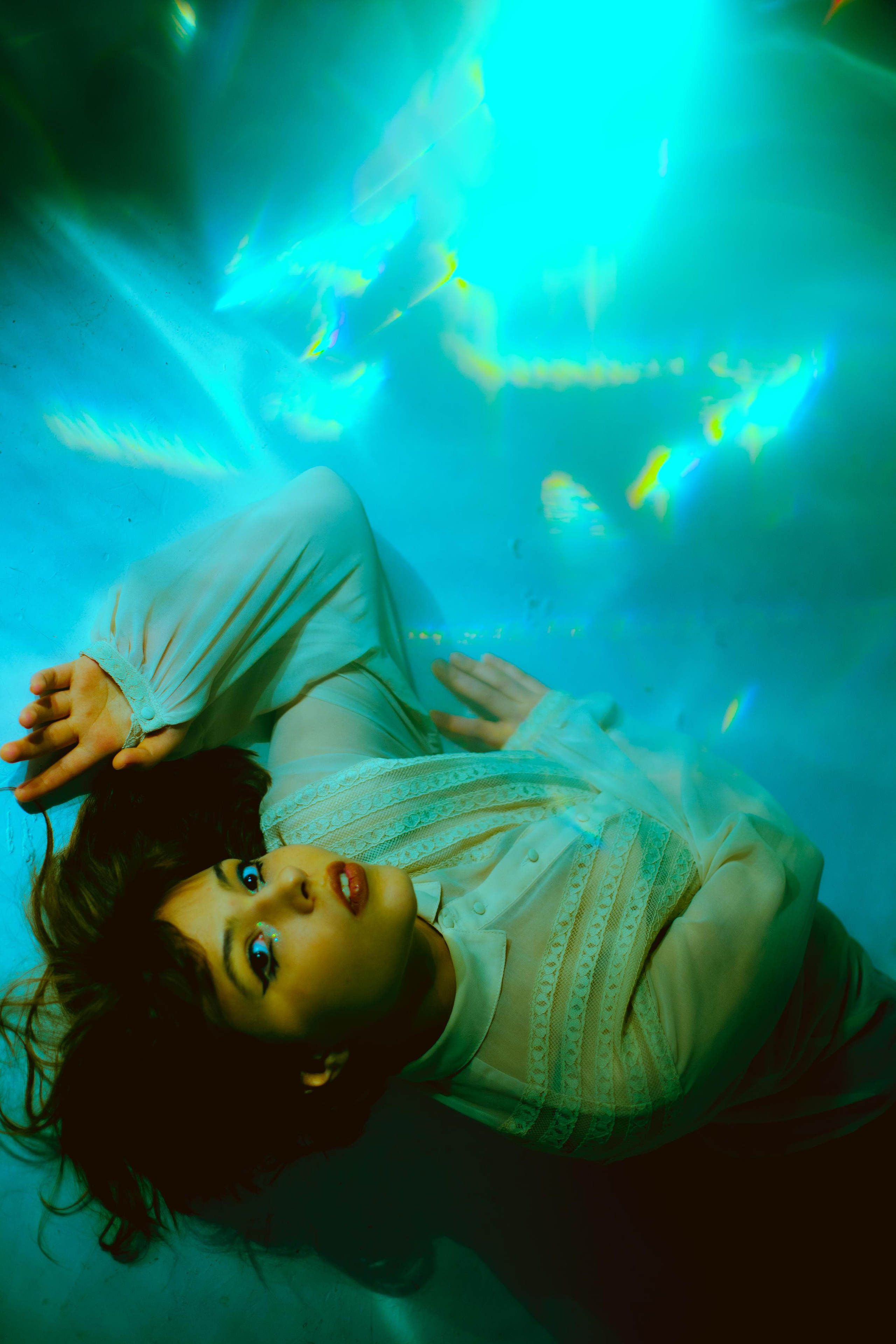 Студийный цветной свет: Вика. Креатор Ольга Яш