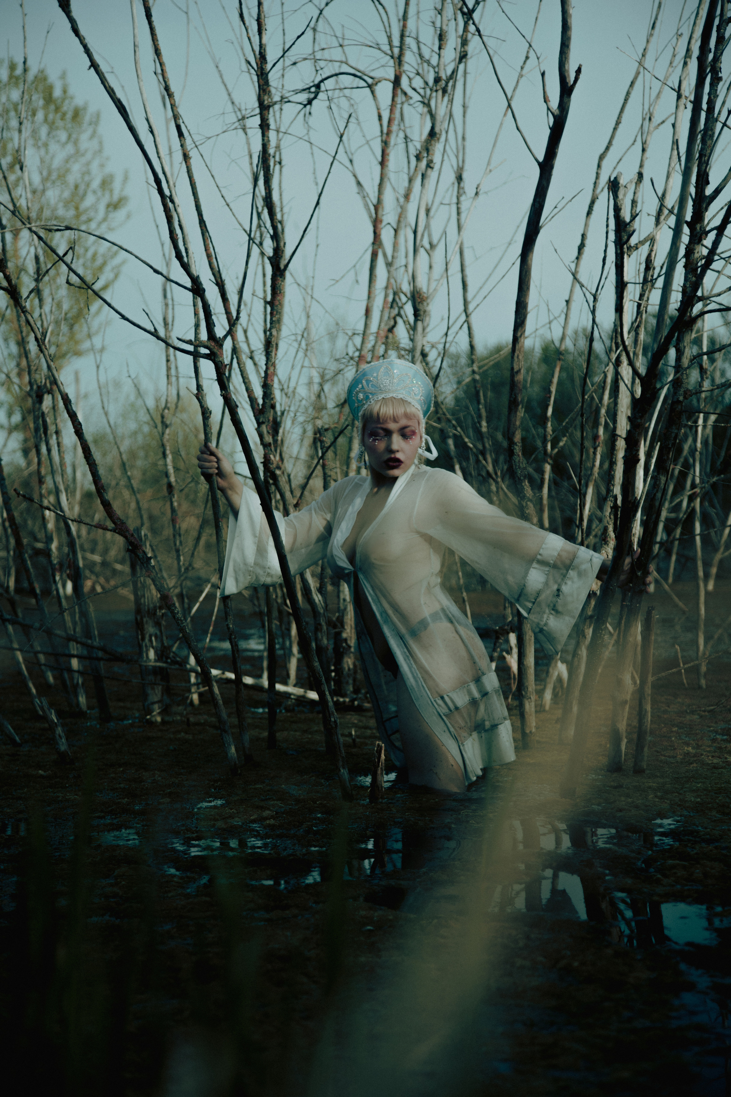 Кокошник в болоте. Креатор Ольга Яш