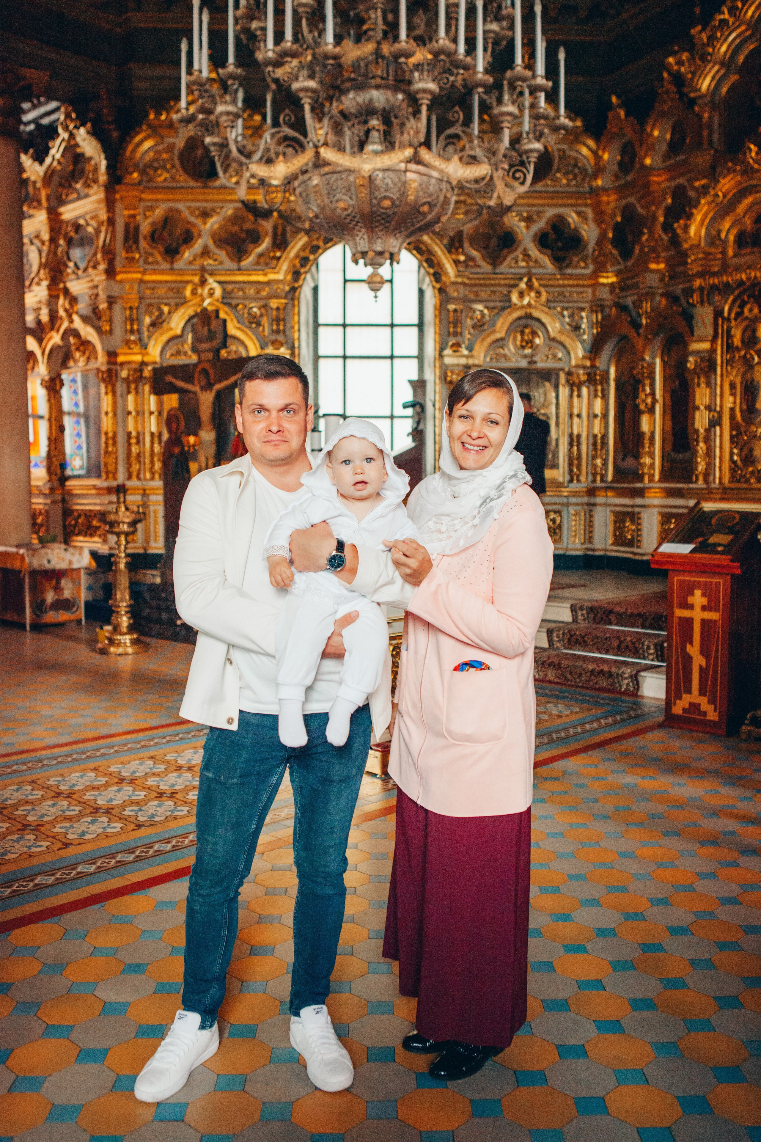 Крещение ребенка в церкви. Фотограф Ольга Ефремова