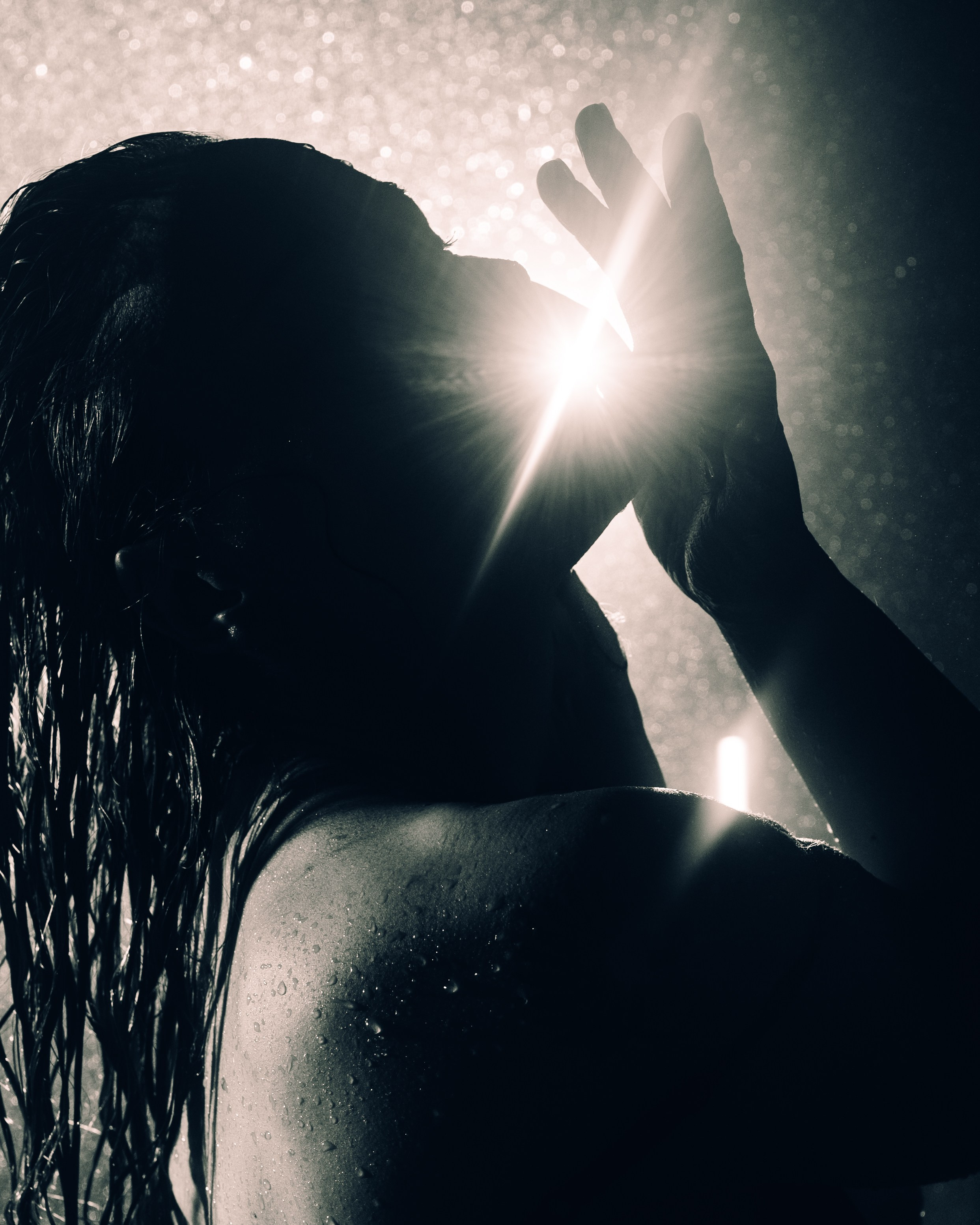 Съёмка в фотостудии с дождём. Фотоведьма Дарья Нечинская