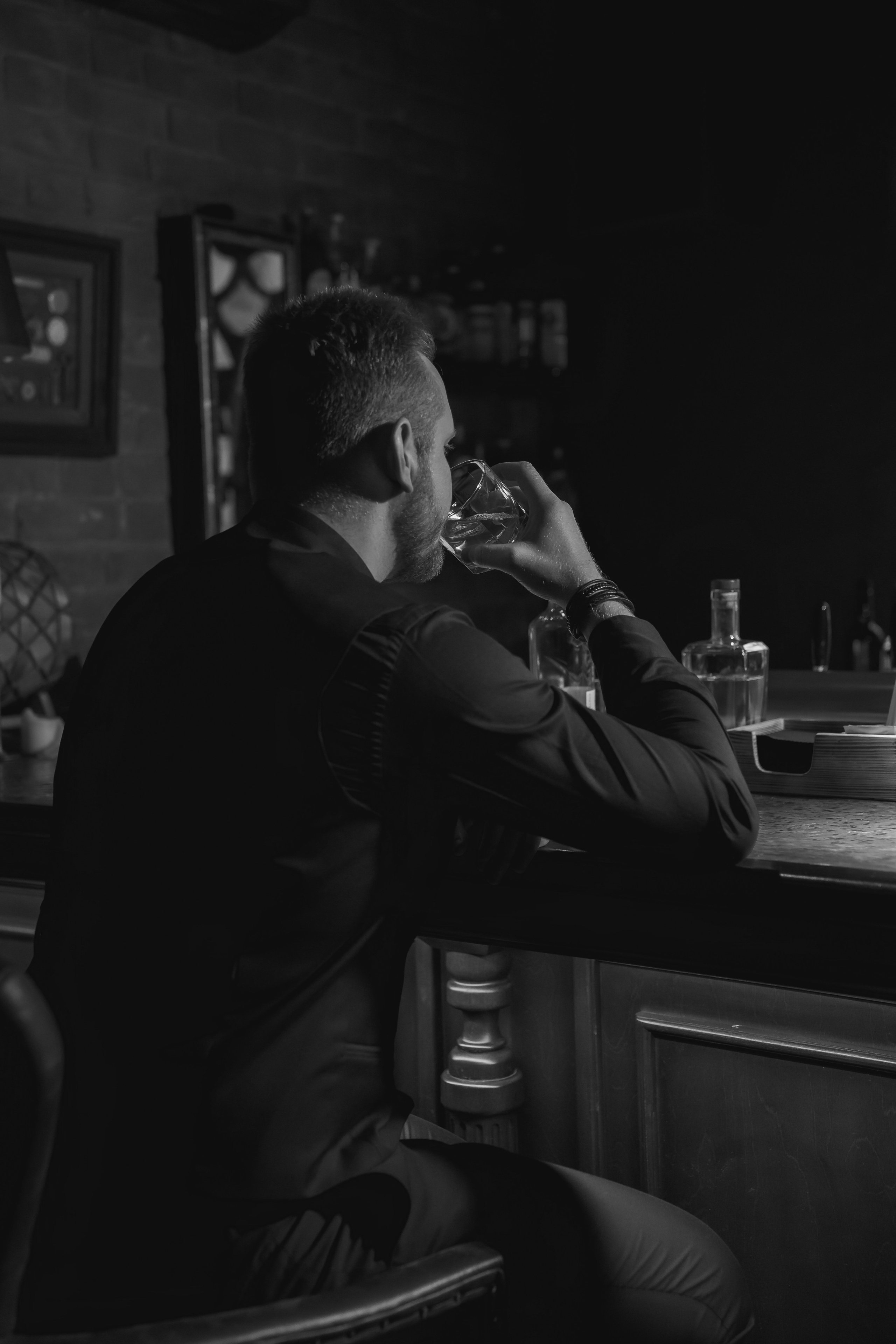 Бар Посольство_Евгений и Алена. Свадебный и семейный фотограф в Самаре Салахова Гулина