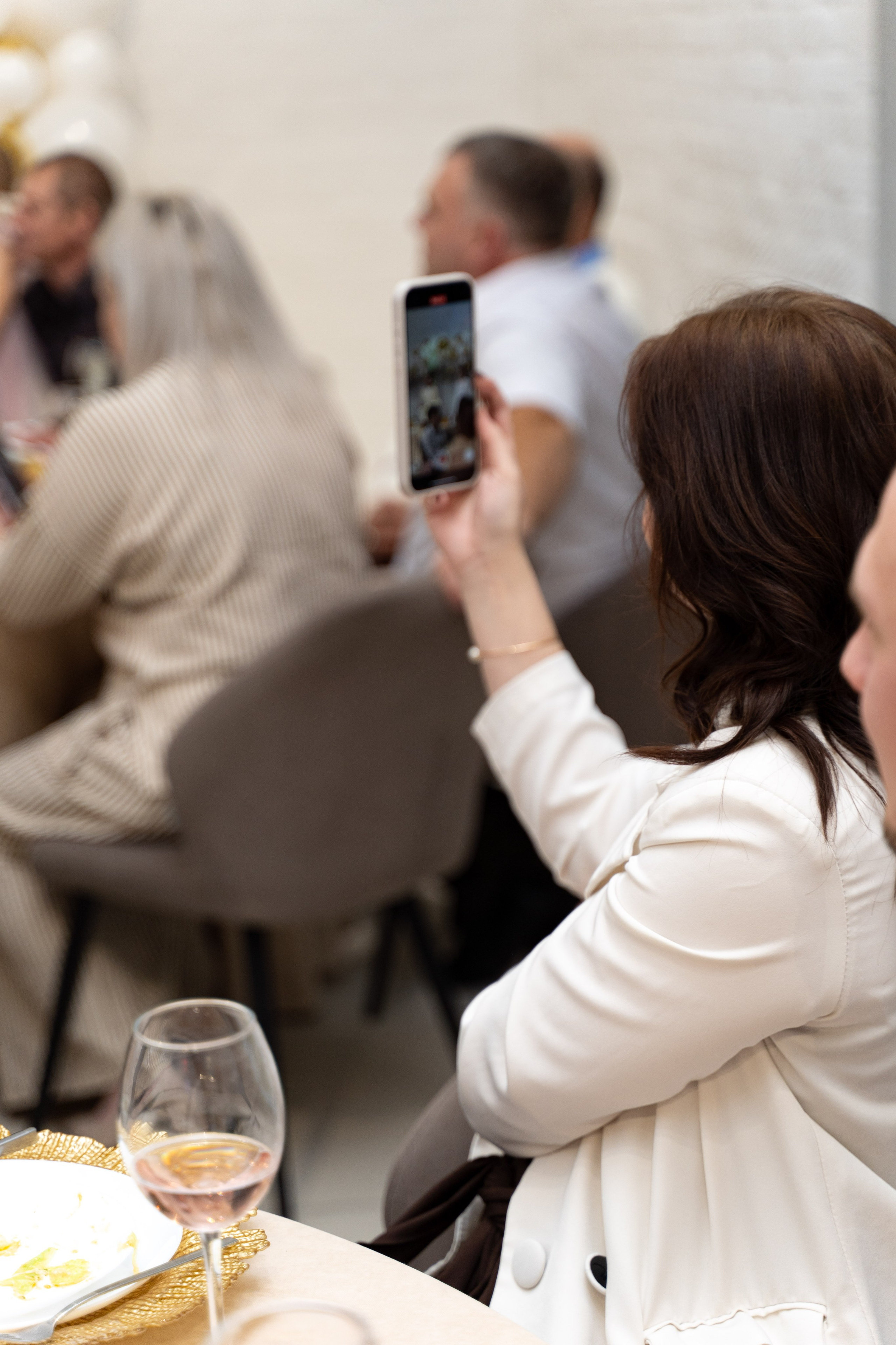 Свадебные съемки. Портретный и семейный фотограф в Новосибирской области. Работаю за улыбки клиентов :)