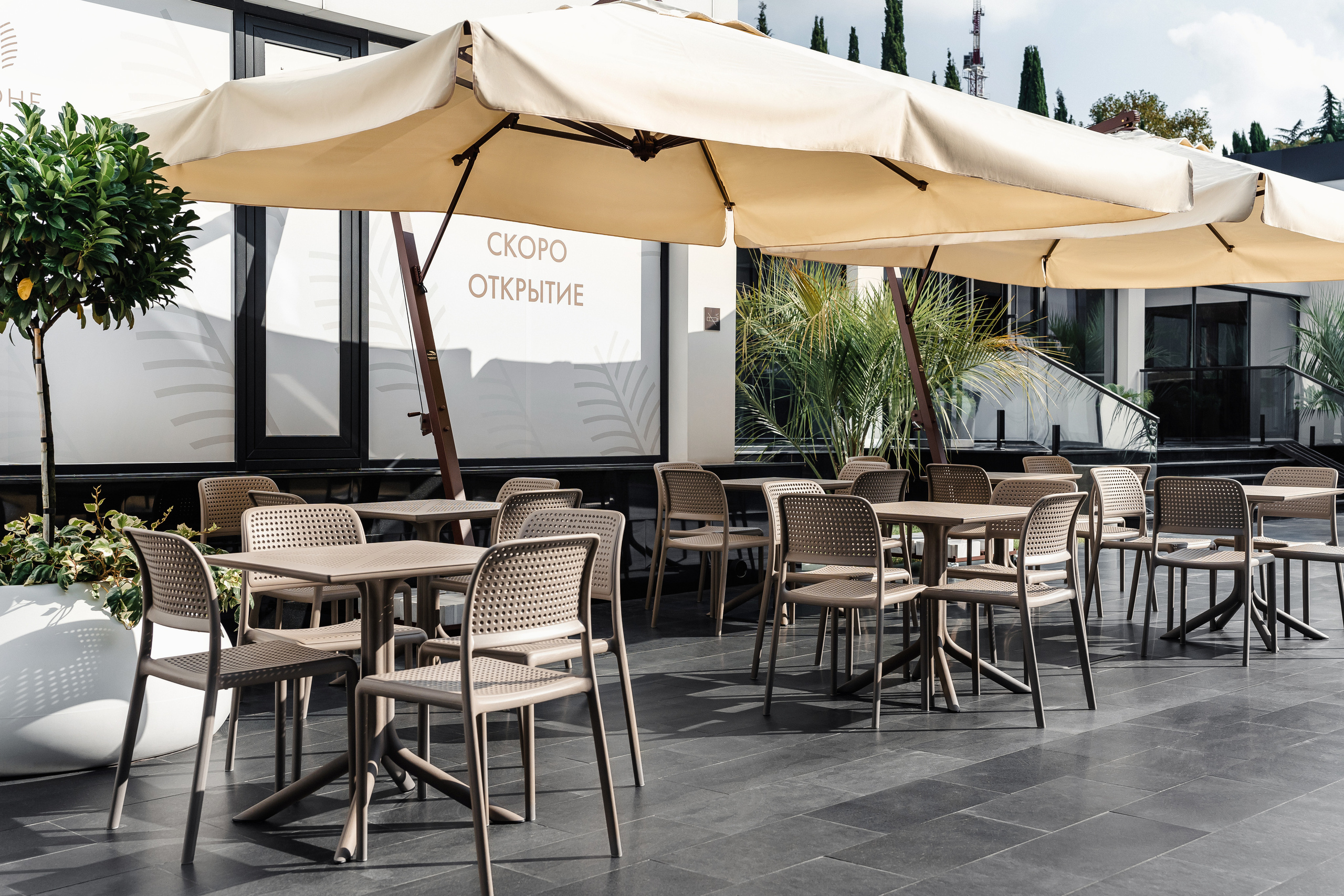 Интерьерная и экстерьерная фотосессия ресторанов. Отельный интерьерный фотограф Сочи