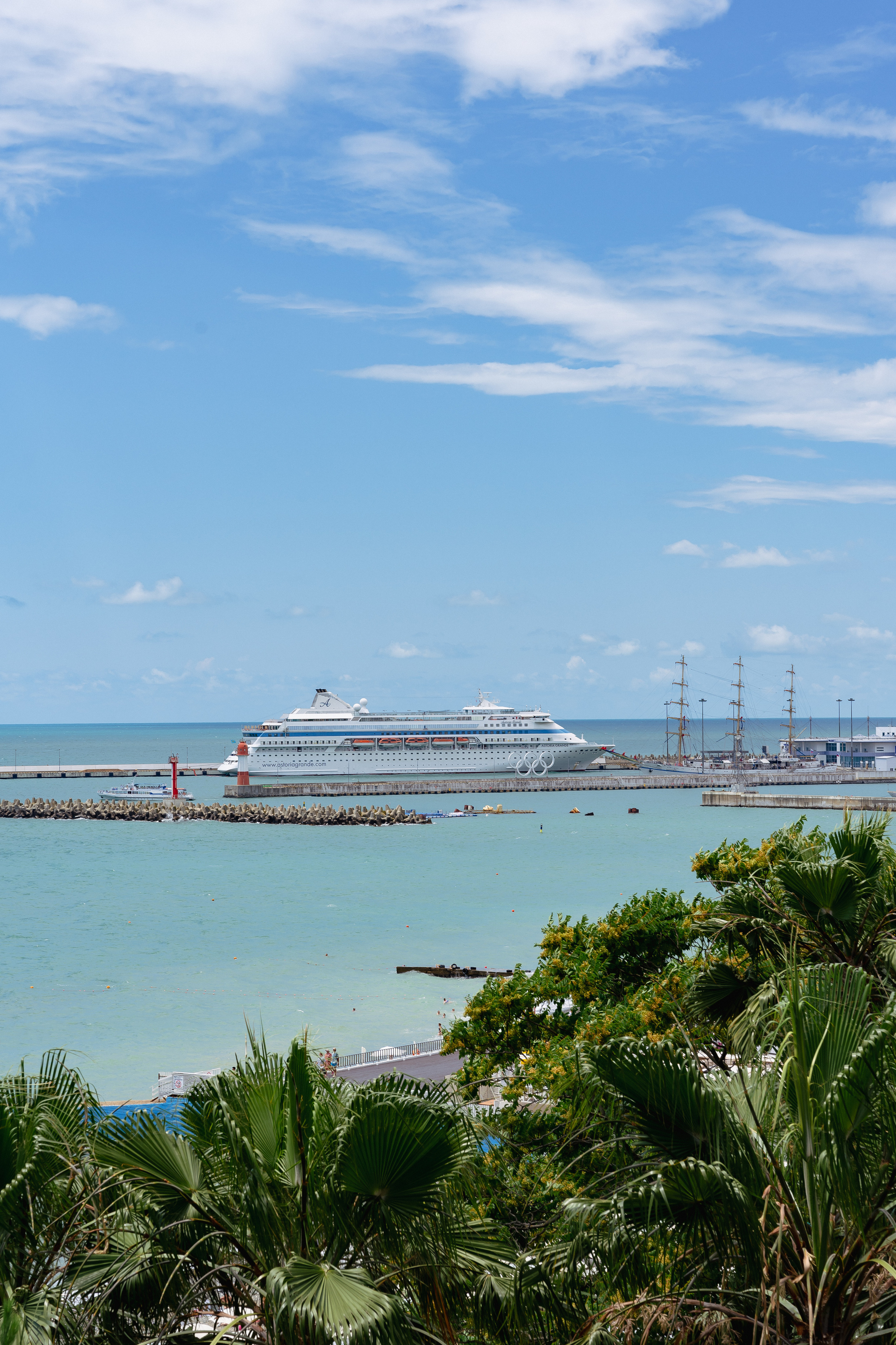 Фасадная фотосъёмка отелей Сочи. Отельный интерьерный фотограф Сочи
