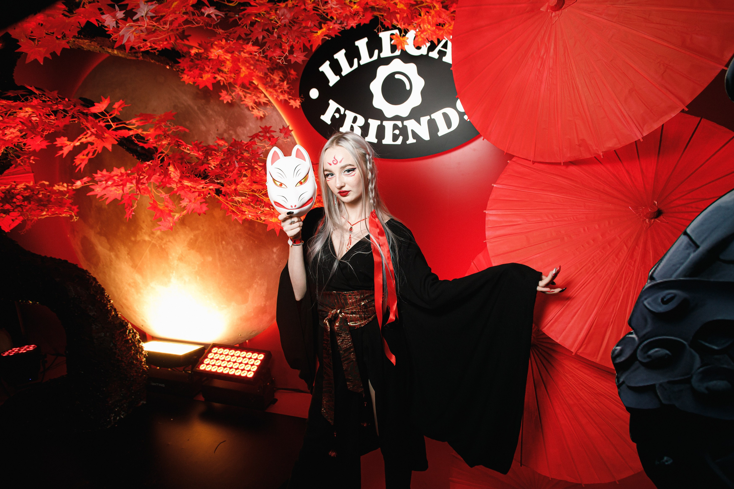 ILLEGAL FRIENDS | ASIA. СВОИ. ФОТООТЧЕТЫ-СОБЫТИЯ-МЕСТА