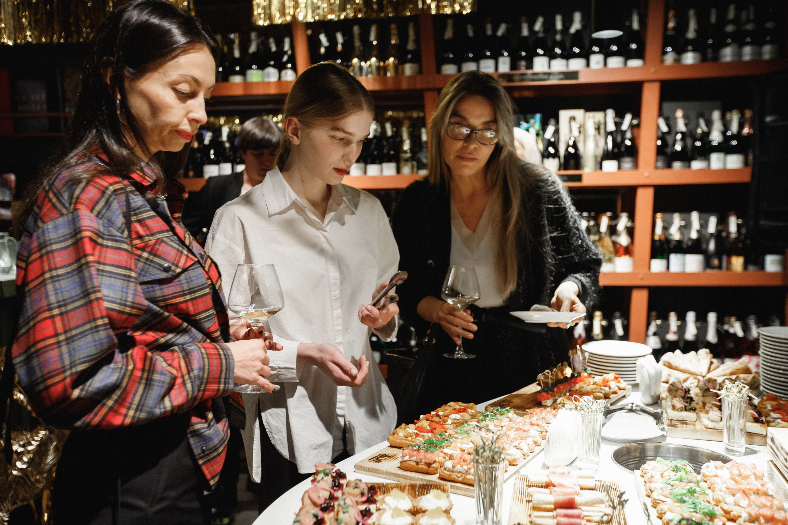 ЭНОТЕКА — 12 ЛЕТ. СВОИ. ФОТООТЧЕТЫ-СОБЫТИЯ-МЕСТА