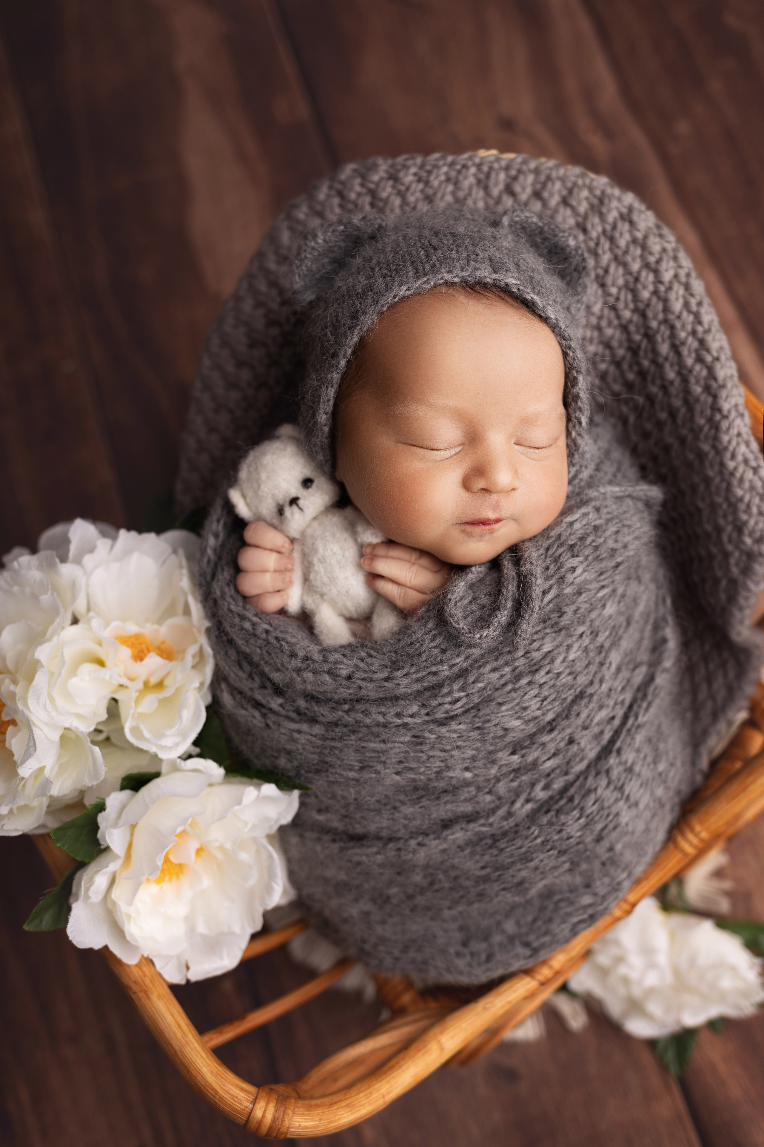 Классическая фотосессия малыша. Фотограф новорожденных малышей в Омске и Омской области Эльвира Камаева