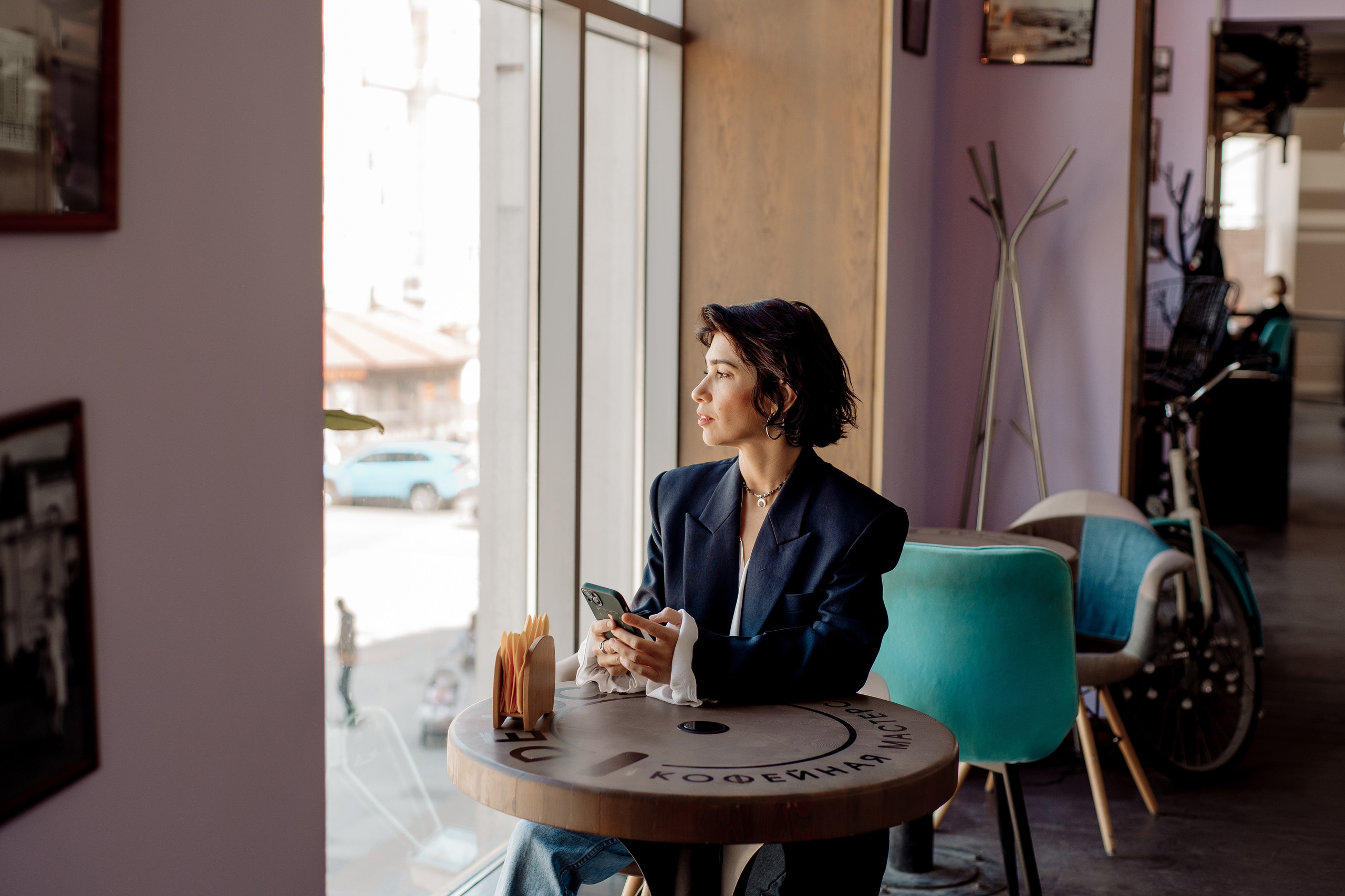 Парикмахер — сакральные стрижки. Фотограф Мария Стрелкова