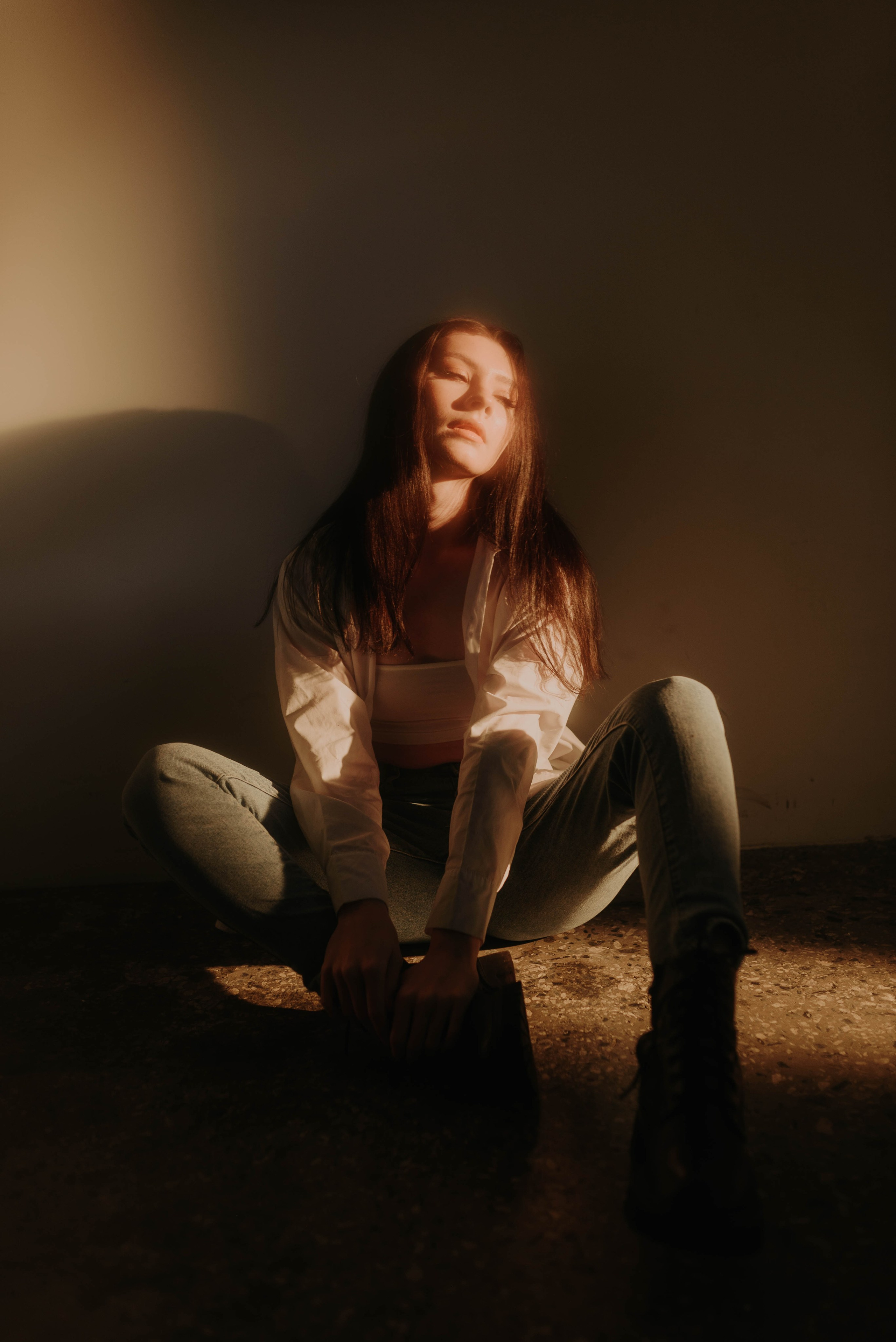 Студийный фотограф в Санкт-Петербурге, фотосессии с дополнительным освещением, фотостудии СПб