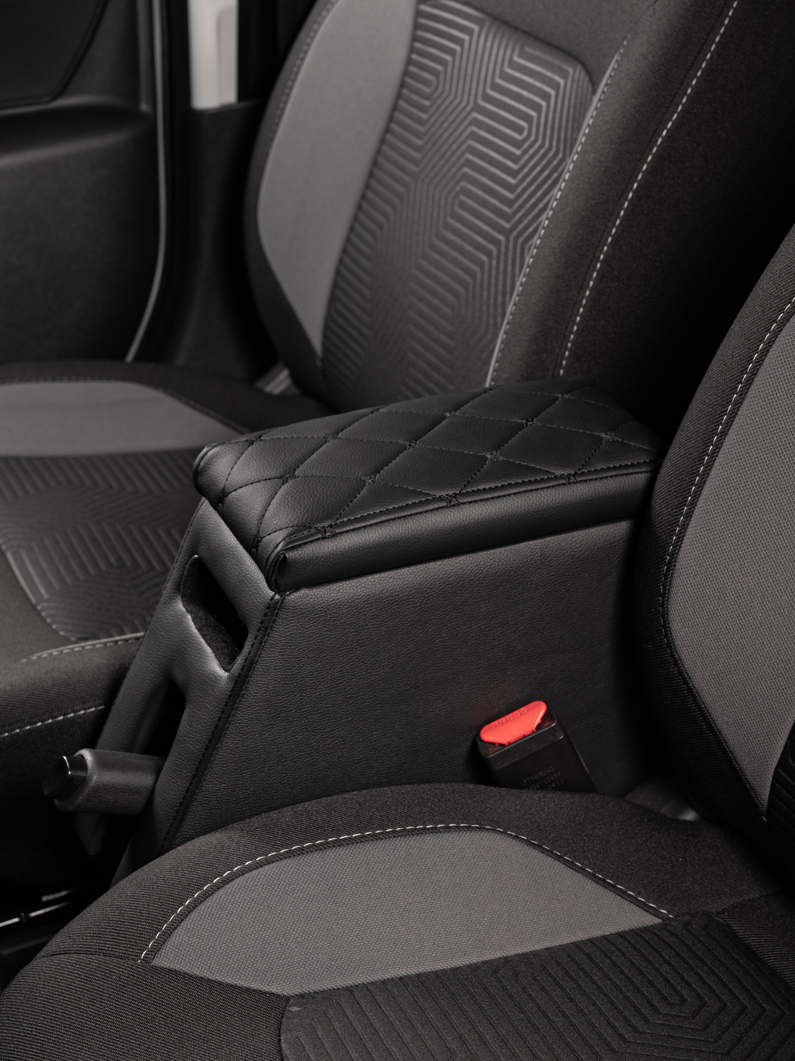 Автоподлокотники 2. Предметный фотограф, фото для маркетплейсов Пятигорск, КМВ