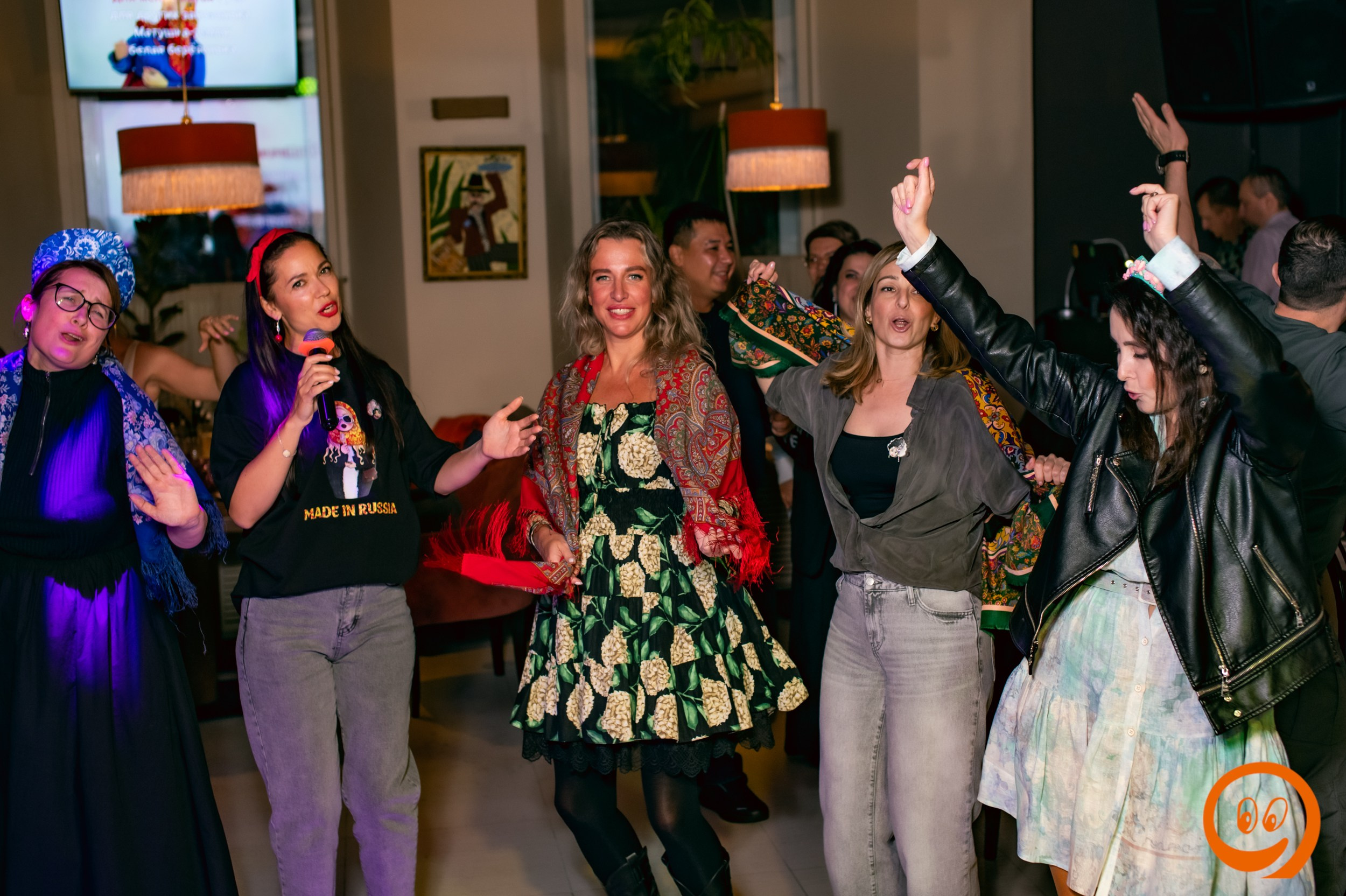 Поющие в ночи. Караоке | 19.09.2025. Галерея Фантим