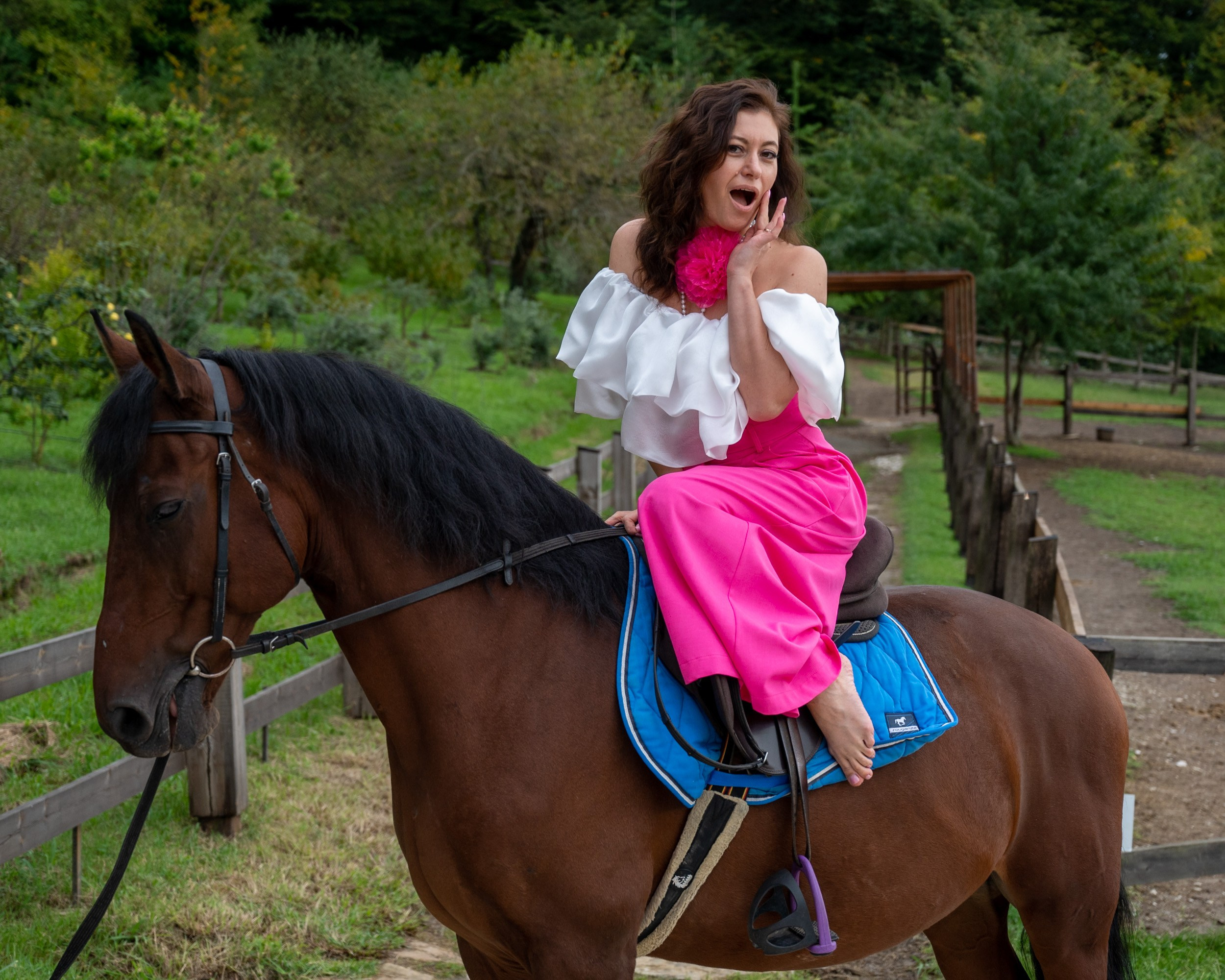 Ферма «ЭКЗАРХО» 03.10.2024 г. Фотографирую счастливых людей в Сочи