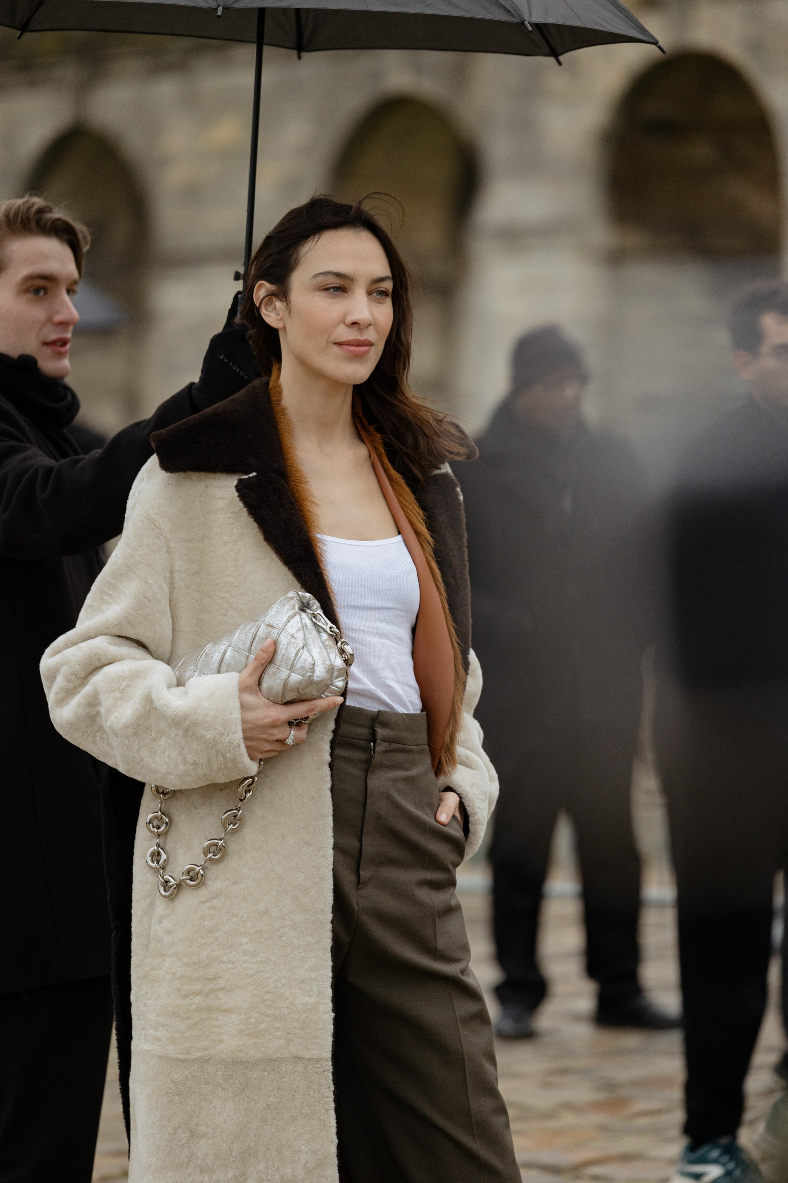 LOEWE PFW WOMENSWEAR FALL-WINTER 24/25. Photographer in Milan Ivan Goncharov