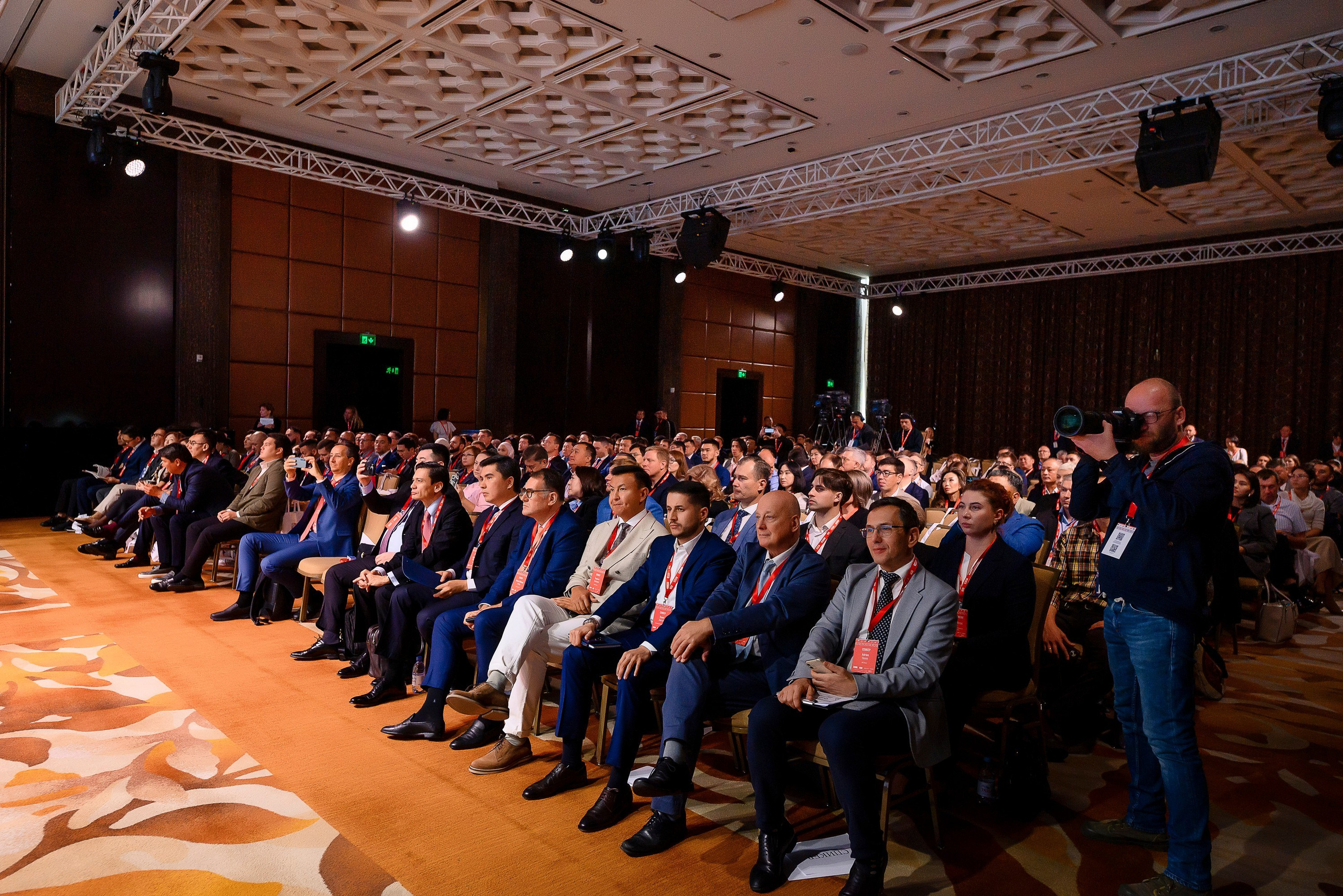 1 Central Asia Warehouse Summit. Интерьерный и репортажный фотограф в Алматы