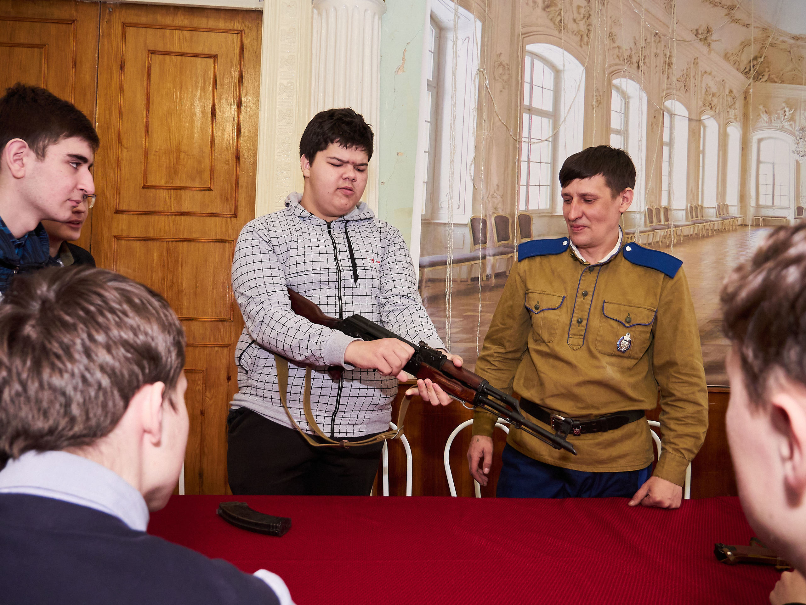 Военно-патриотическая игра «Памяти предков, будьте достойны» 27 февраля 2020 год. Дворец Культуры г. Заволжья