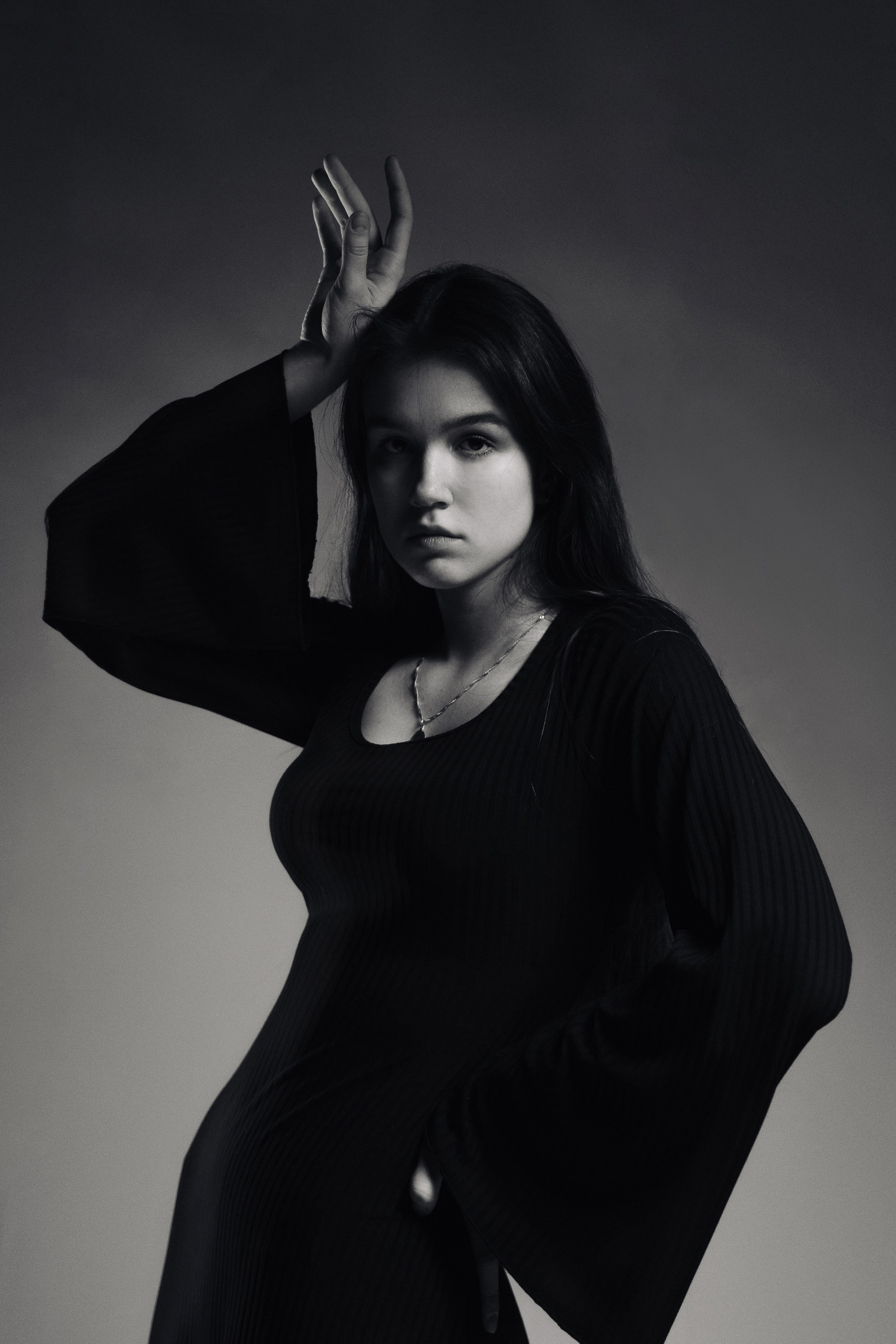 Лиза. Паша Страхов — фотограф