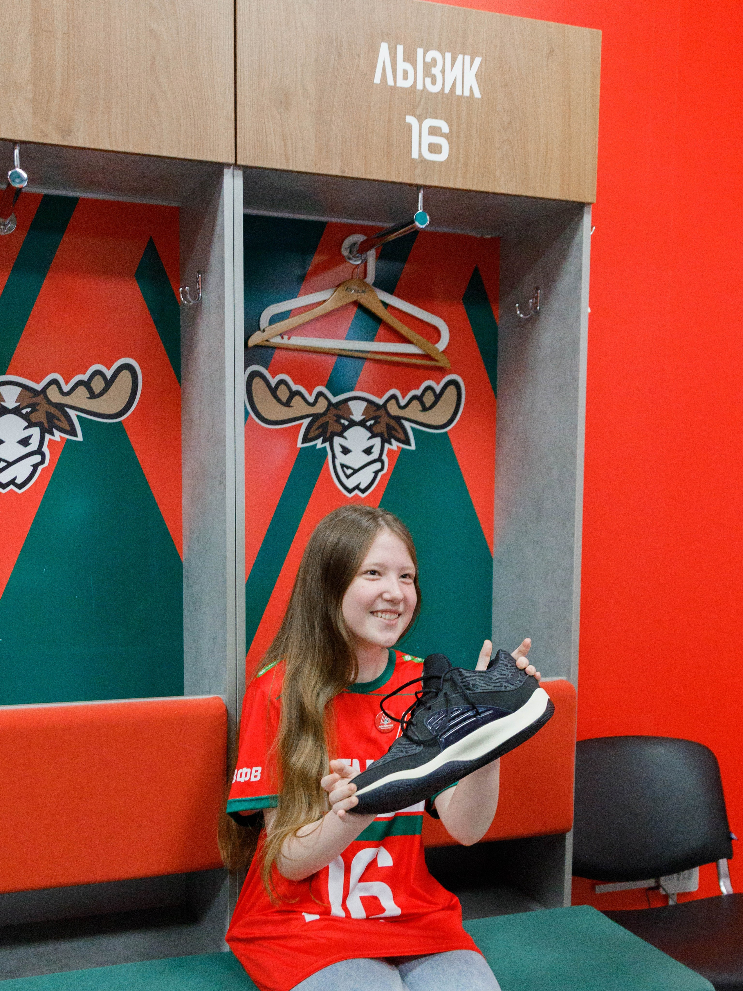 ВК «Локомотив». Экскурсия для фанатов клуба. Репортажный фотограф в Новосибирске Алена Помазунова