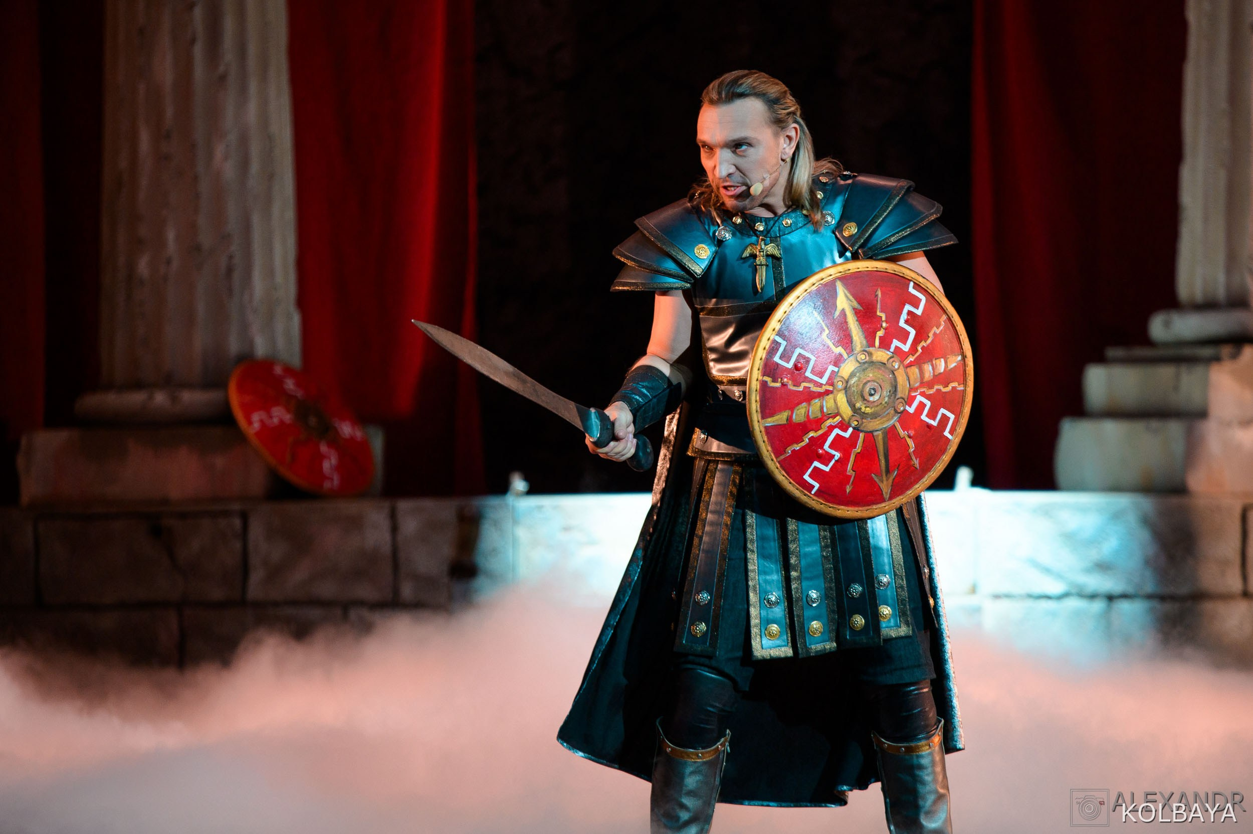 Фоторепортаж со спектакля Гладиатор в Театре Терезы Дуровой. Концертный и театральный репортажный фотограф в Москве Александр Колбая