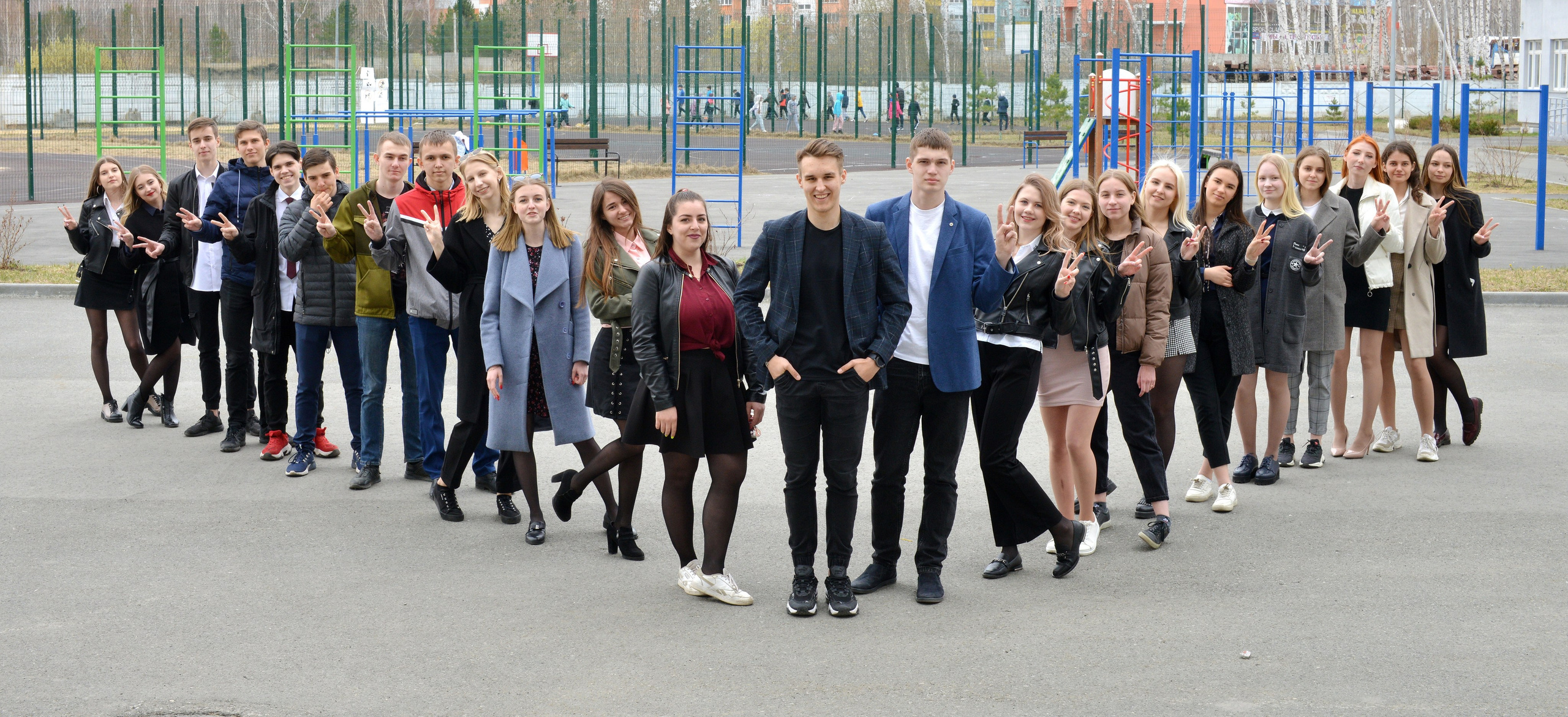 Общее фото «Все вместе» Одним кадром. Выпускные фотокниги, фотосъемка, видеосъемка в Челябинске и области