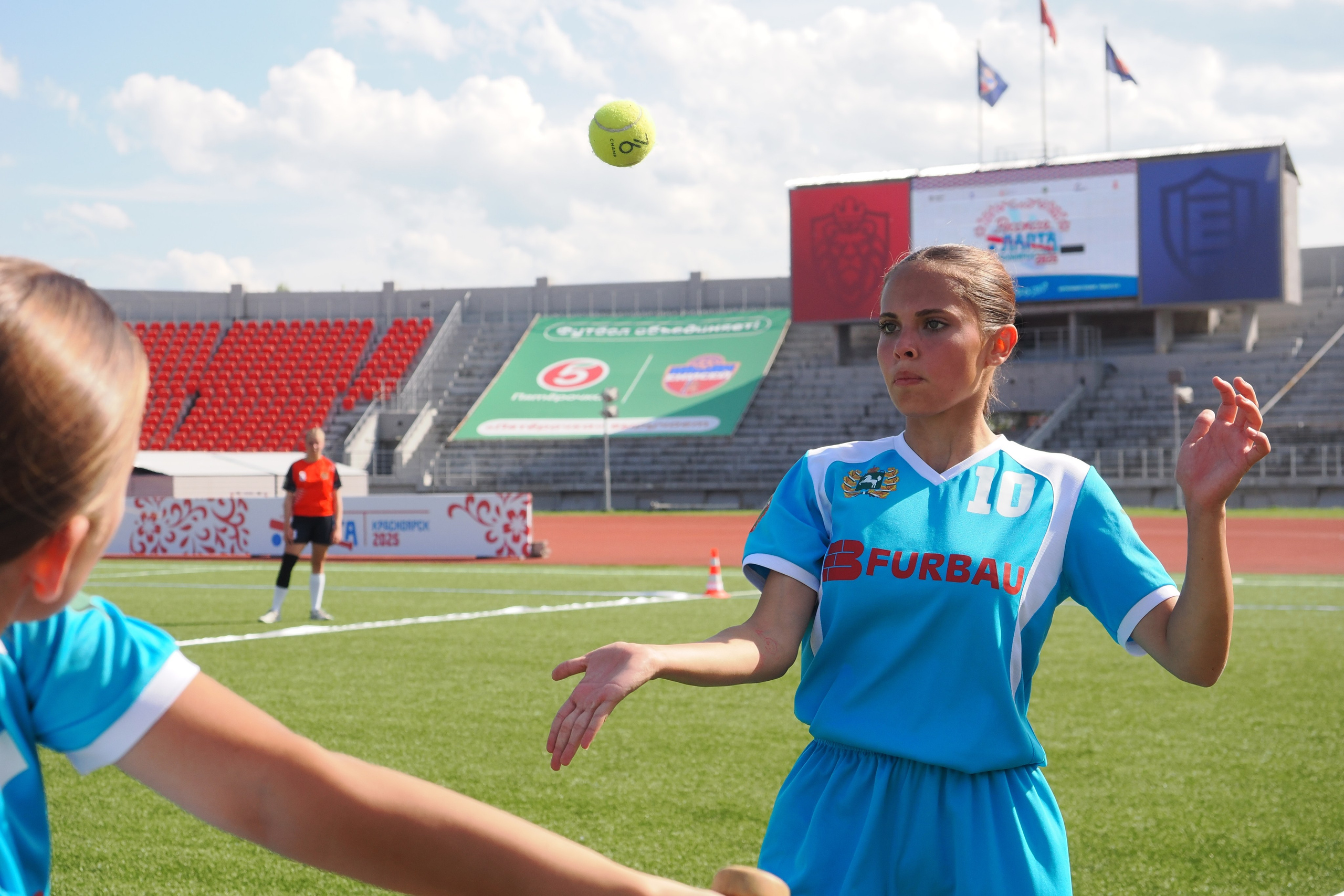 Всероссийские соревнования по русской лапте. Репортажный фотограф Алексей Козьмин