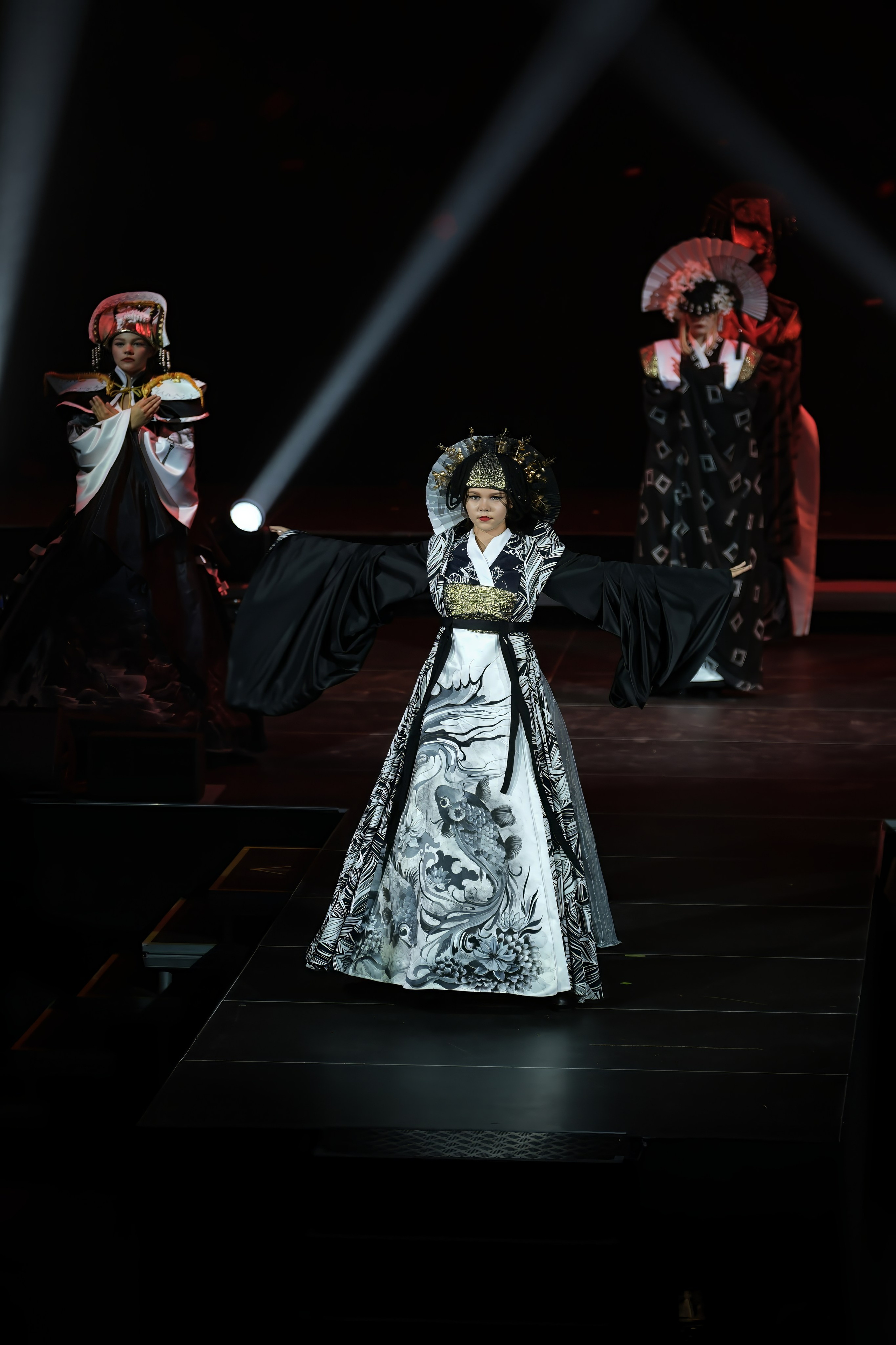 Подиумный спектакль «Стиль Надежды». Добро пожаловать в студию «Цифровой скульптор»  где искусство встречается с технологиями!