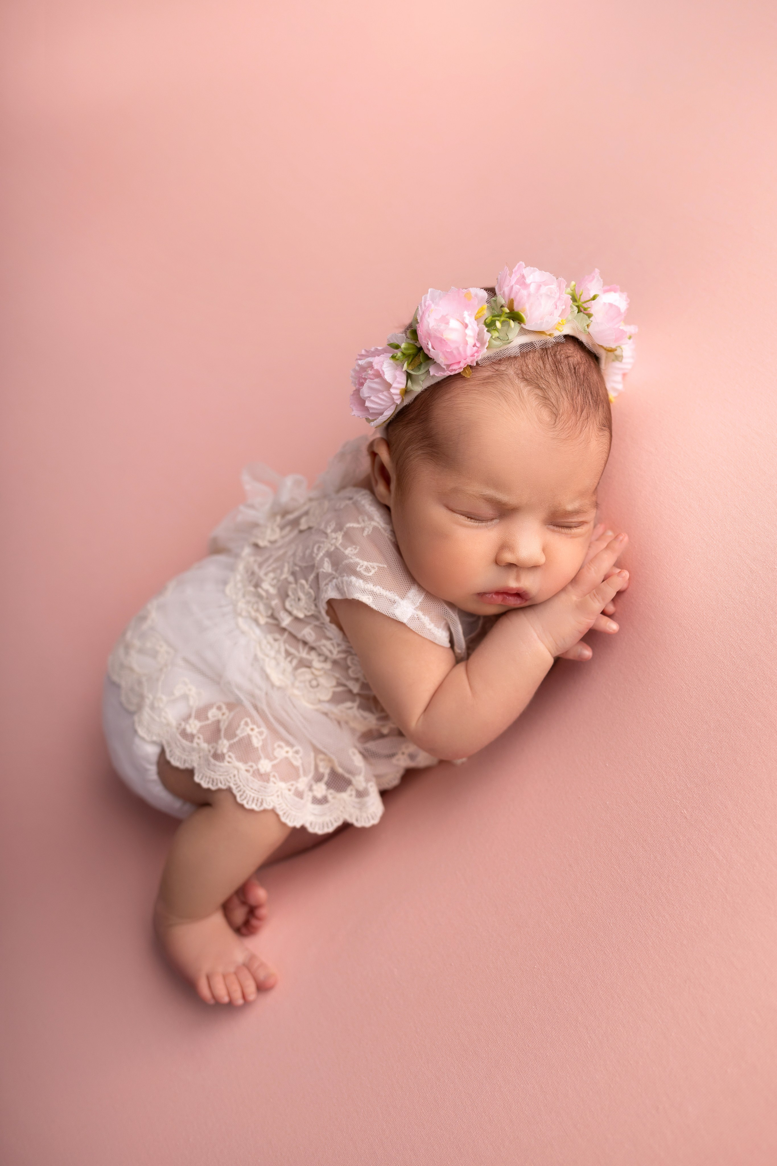 Классическая фотосессия малыша. Фотограф новорожденных малышей в Омске и Омской области Эльвира Камаева